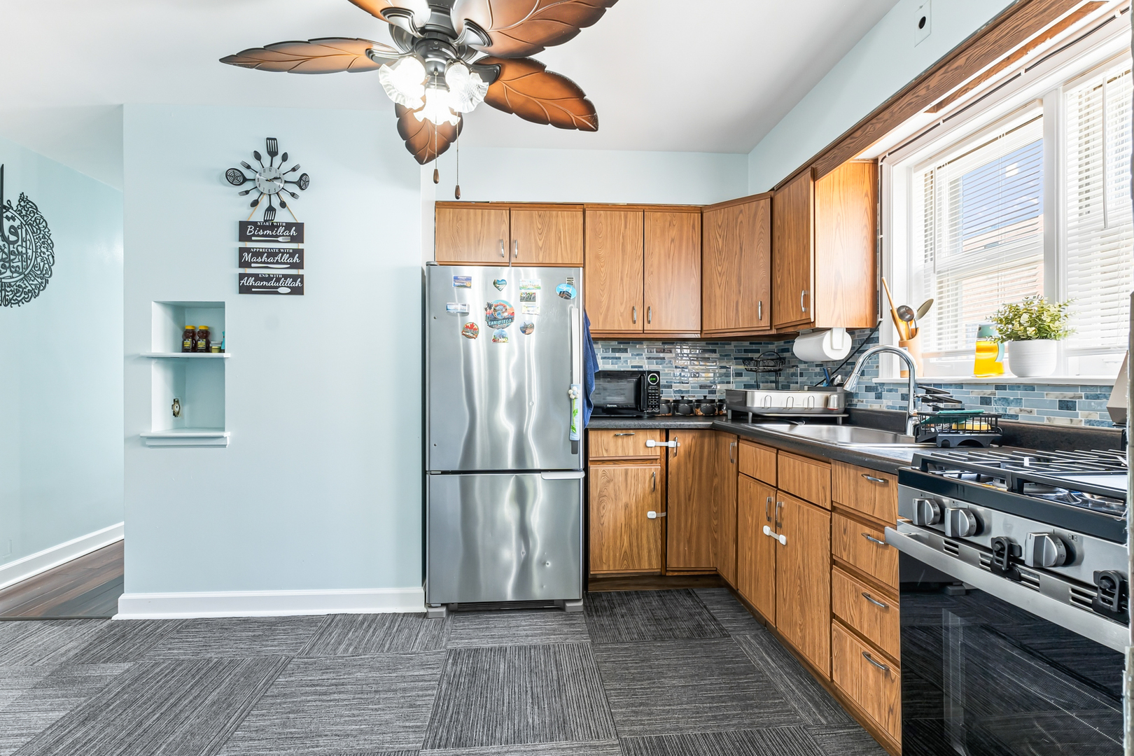 5342 N CALIFORNIA Avenue Unit: 2N
