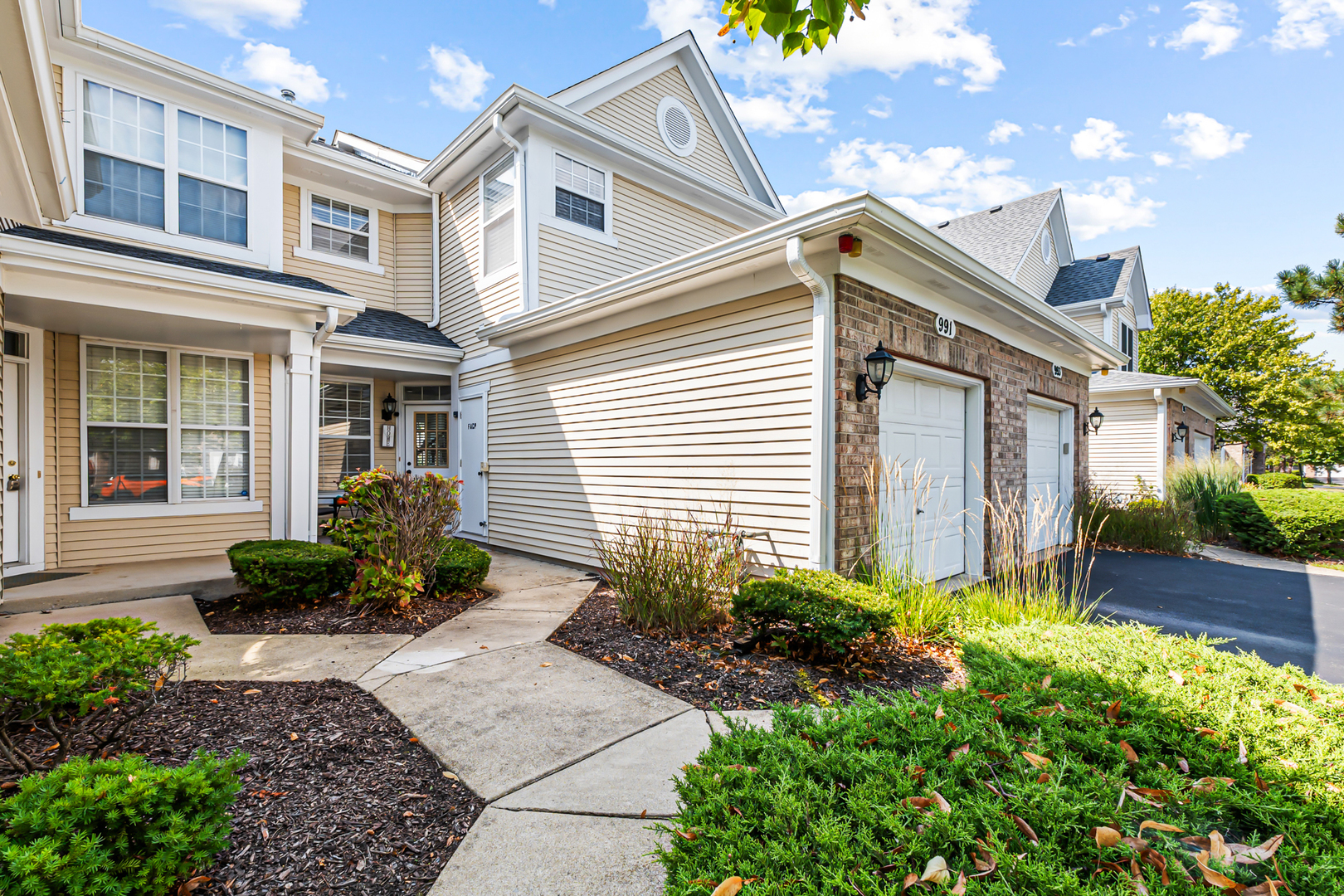 991 Sheridan Circle