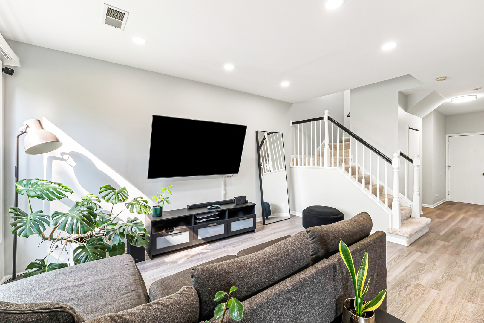 991 Sheridan Circle