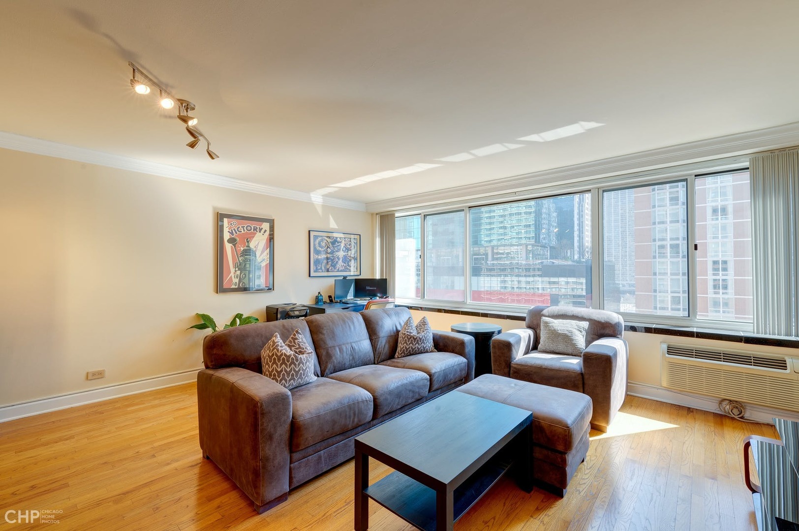 211 E Ohio Street Unit: 1410
