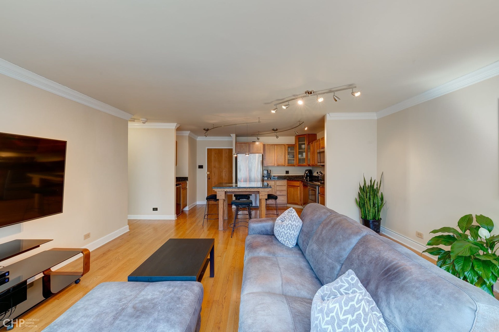 211 E Ohio Street Unit: 1410