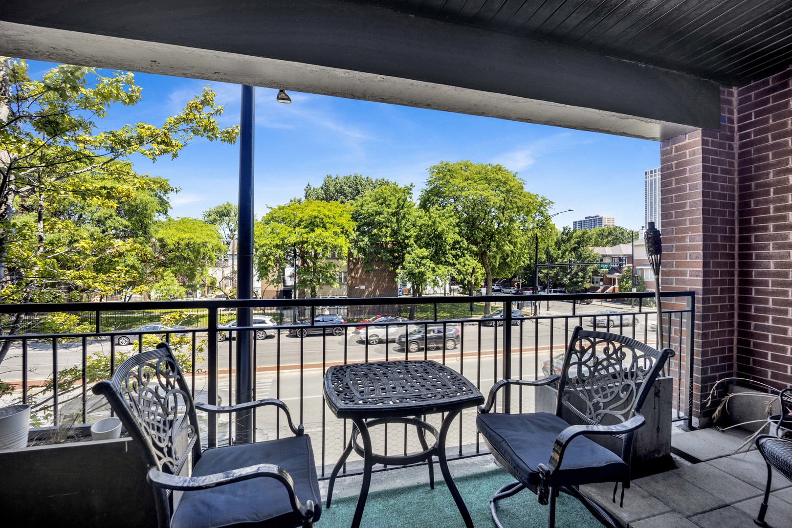 409 W North Avenue Unit: 2E