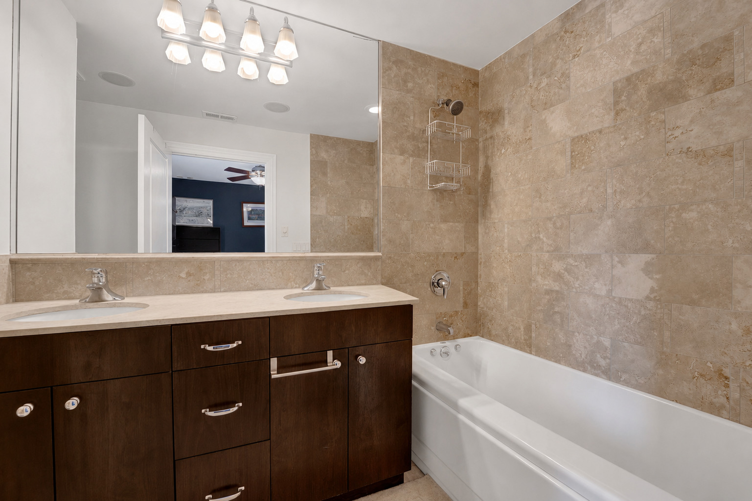 409 W North Avenue Unit: 2E