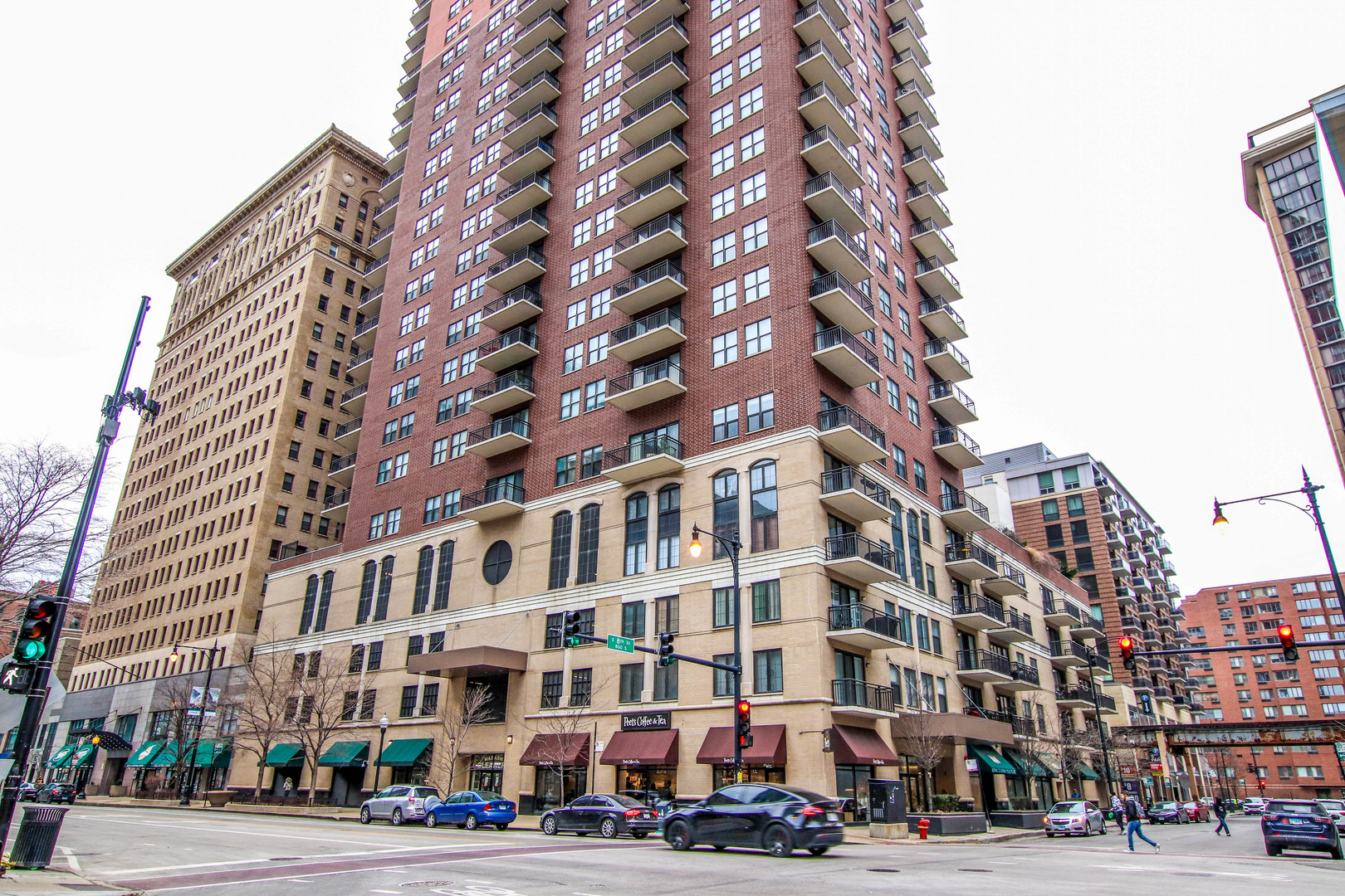 41 E 8th Street Unit: 1403