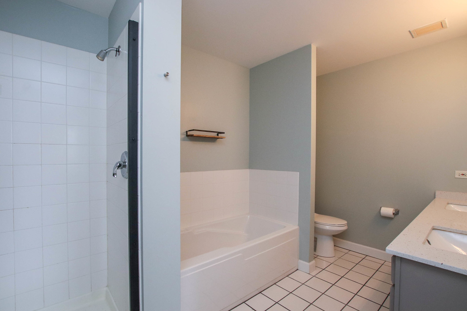 41 E 8th Street Unit: 1403