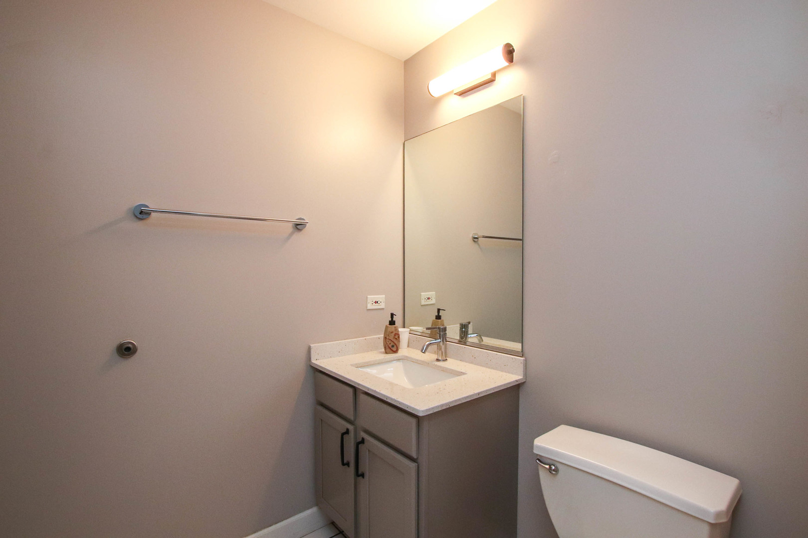 41 E 8th Street Unit: 1403
