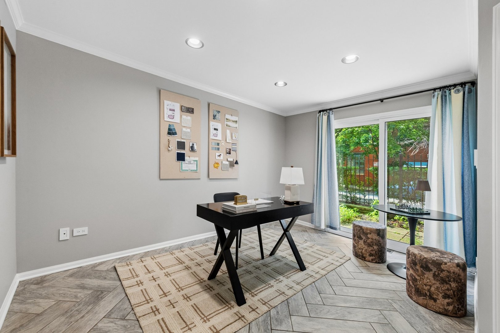 2835 N Wolcott Avenue Unit: F