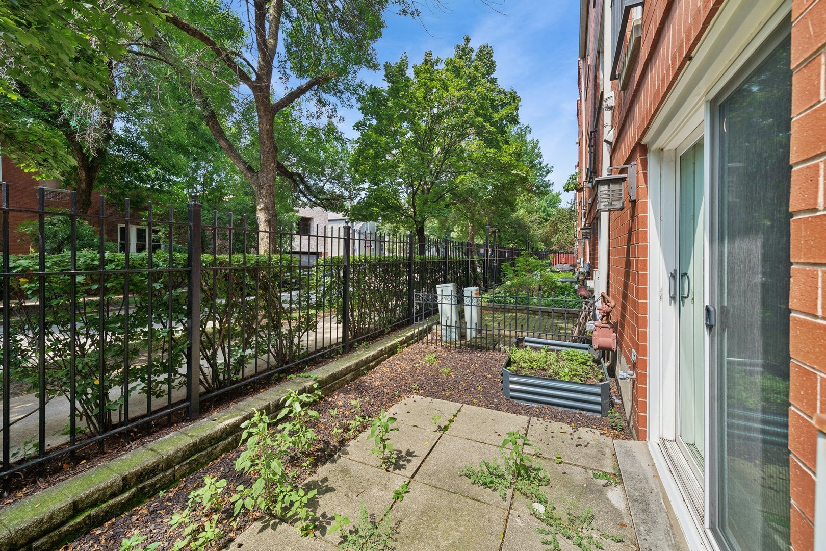 2835 N Wolcott Avenue Unit: F