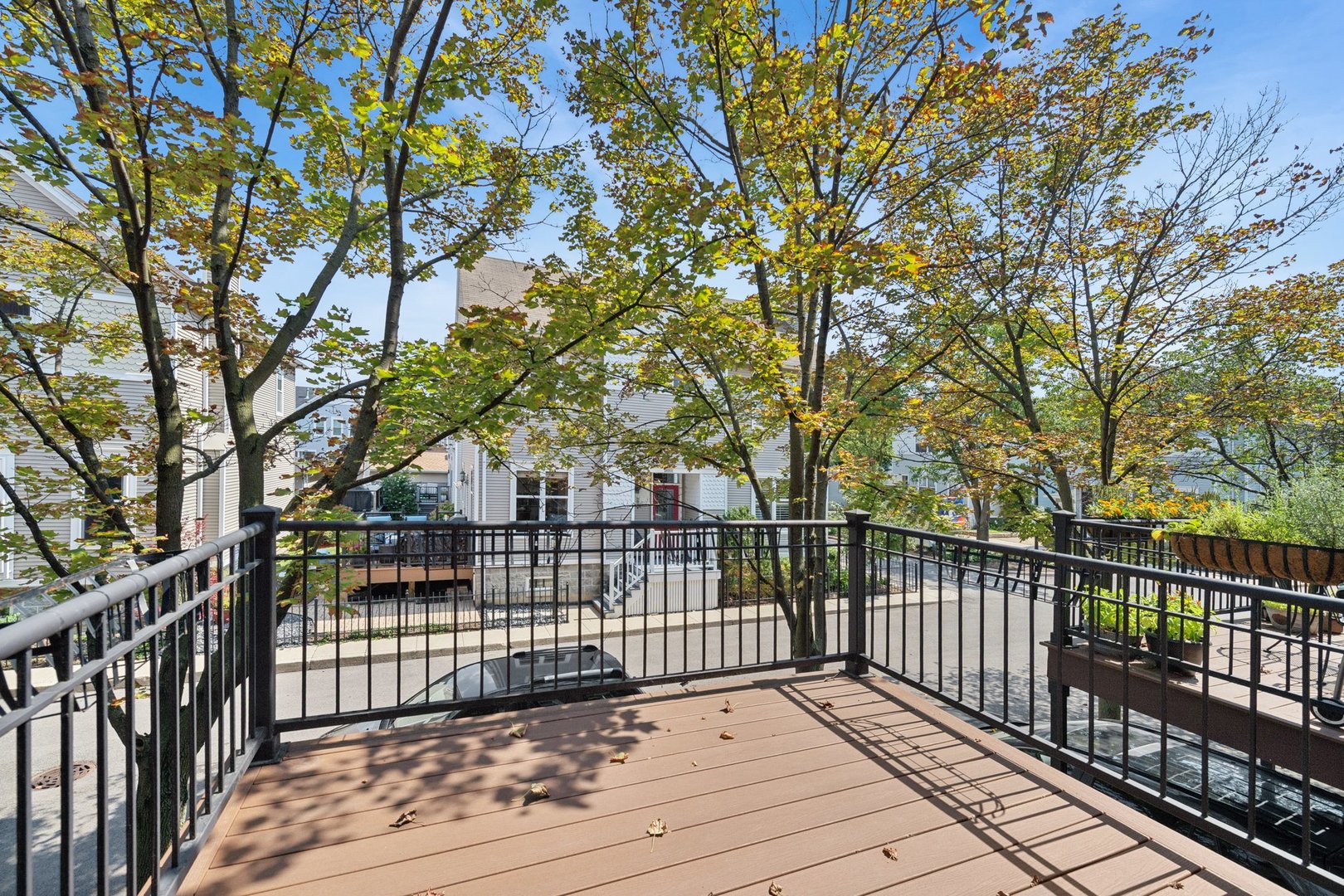 2835 N Wolcott Avenue Unit: F