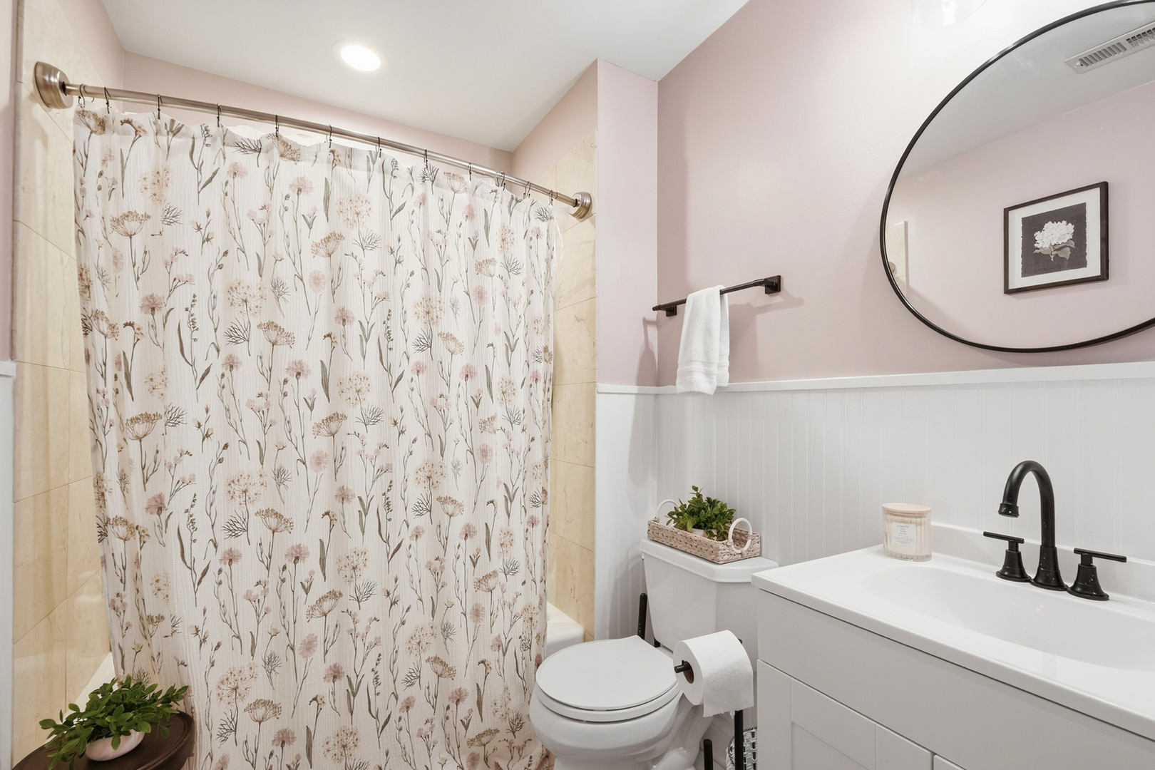 524 N HERMITAGE Avenue Unit: 2