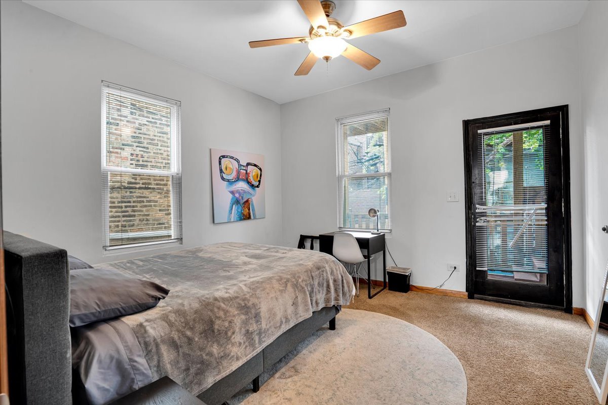 1618 W Blackhawk Street Unit: 1