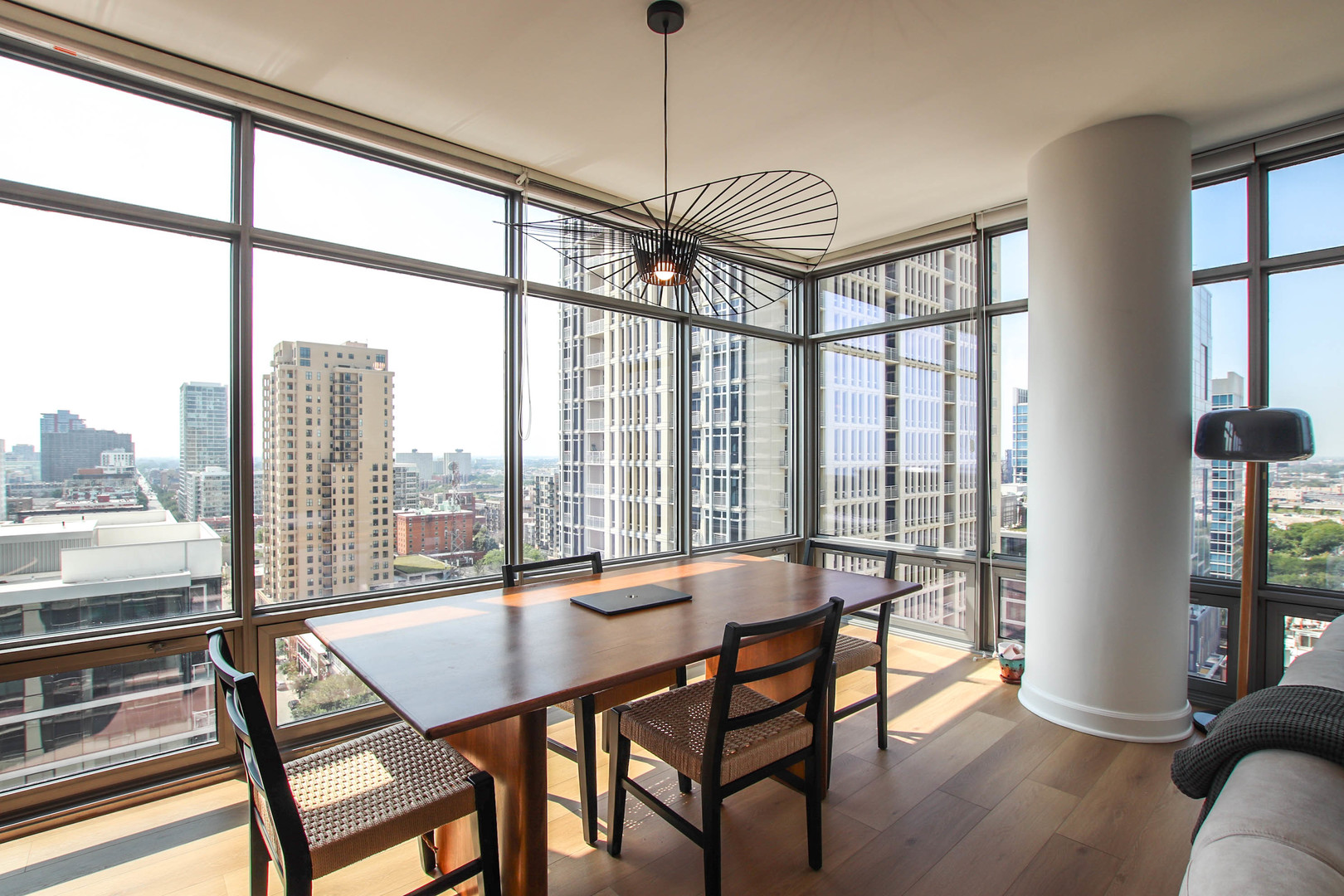 100 E 14TH Street Unit: 1706