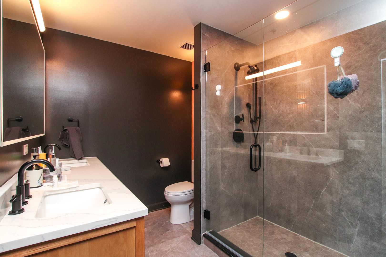 100 E 14TH Street Unit: 1706