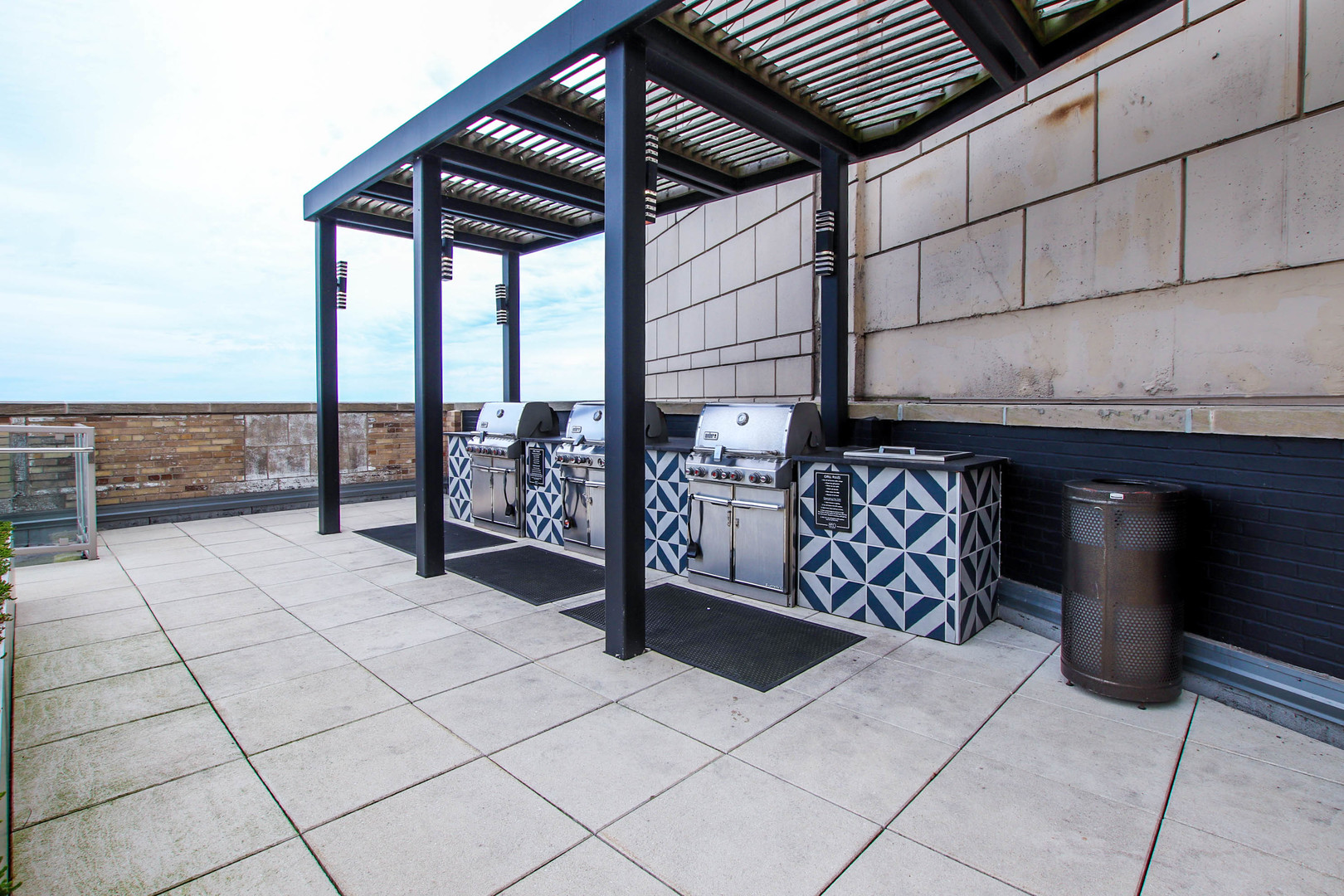 850 N Lake Shore Drive Unit: 1310