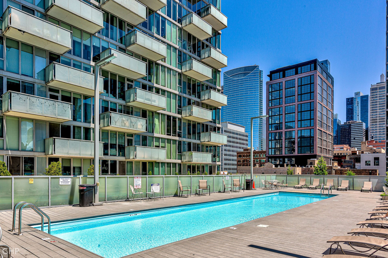 659 W Randolph Street Unit: 810