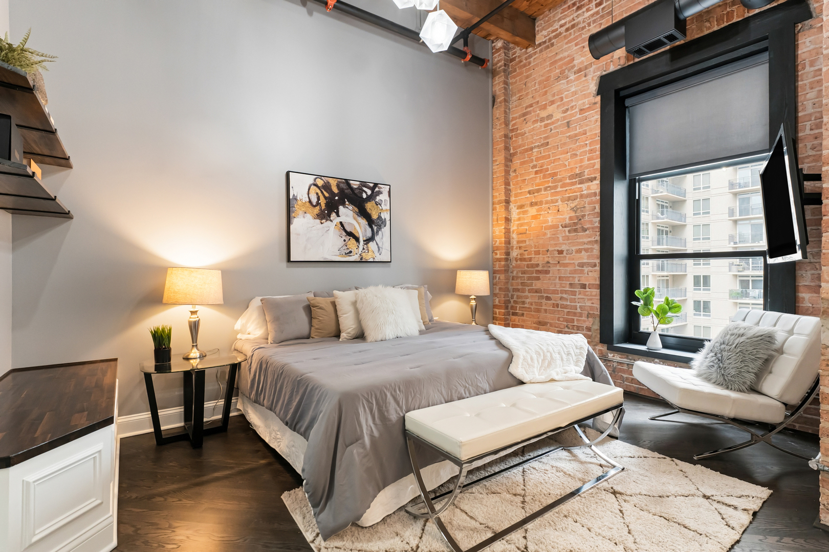 1133 S Wabash Avenue Unit: 806