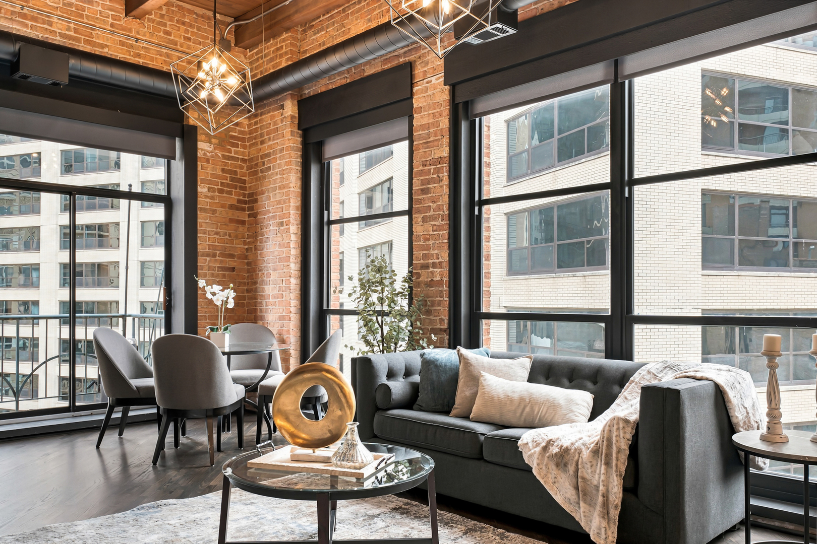 1133 S Wabash Avenue Unit: 806