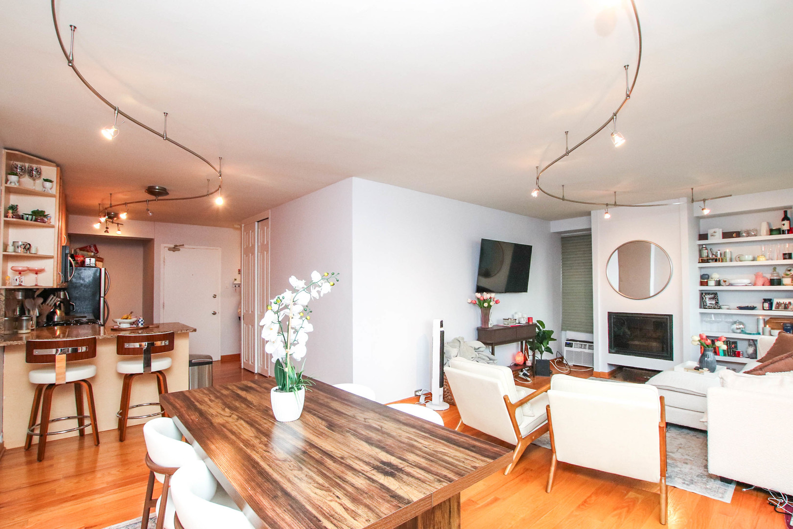 1540 N State Parkway Unit: 15A