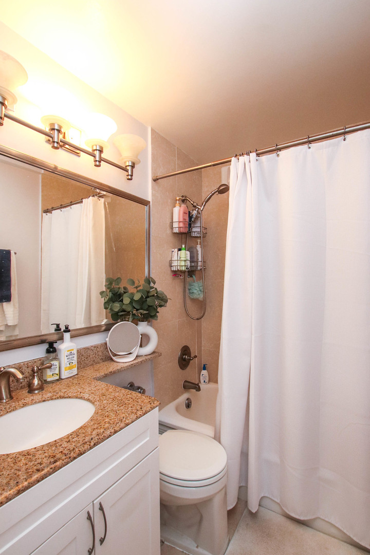 1540 N State Parkway Unit: 15A