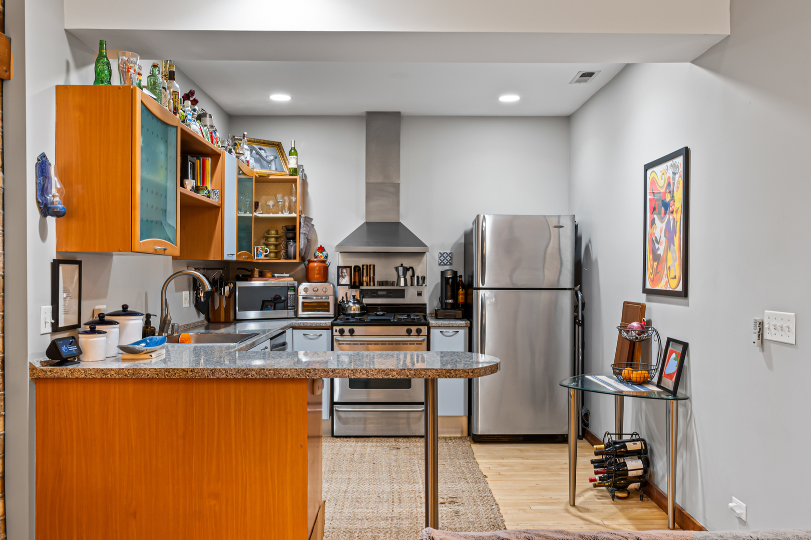 2021 W ARTHUR Street Unit: 2E