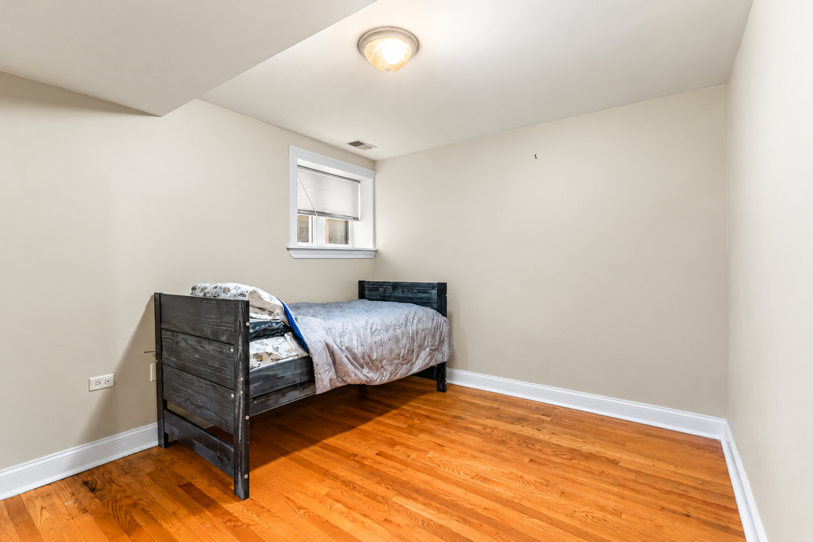 2319 W Rosemont Avenue Unit: G