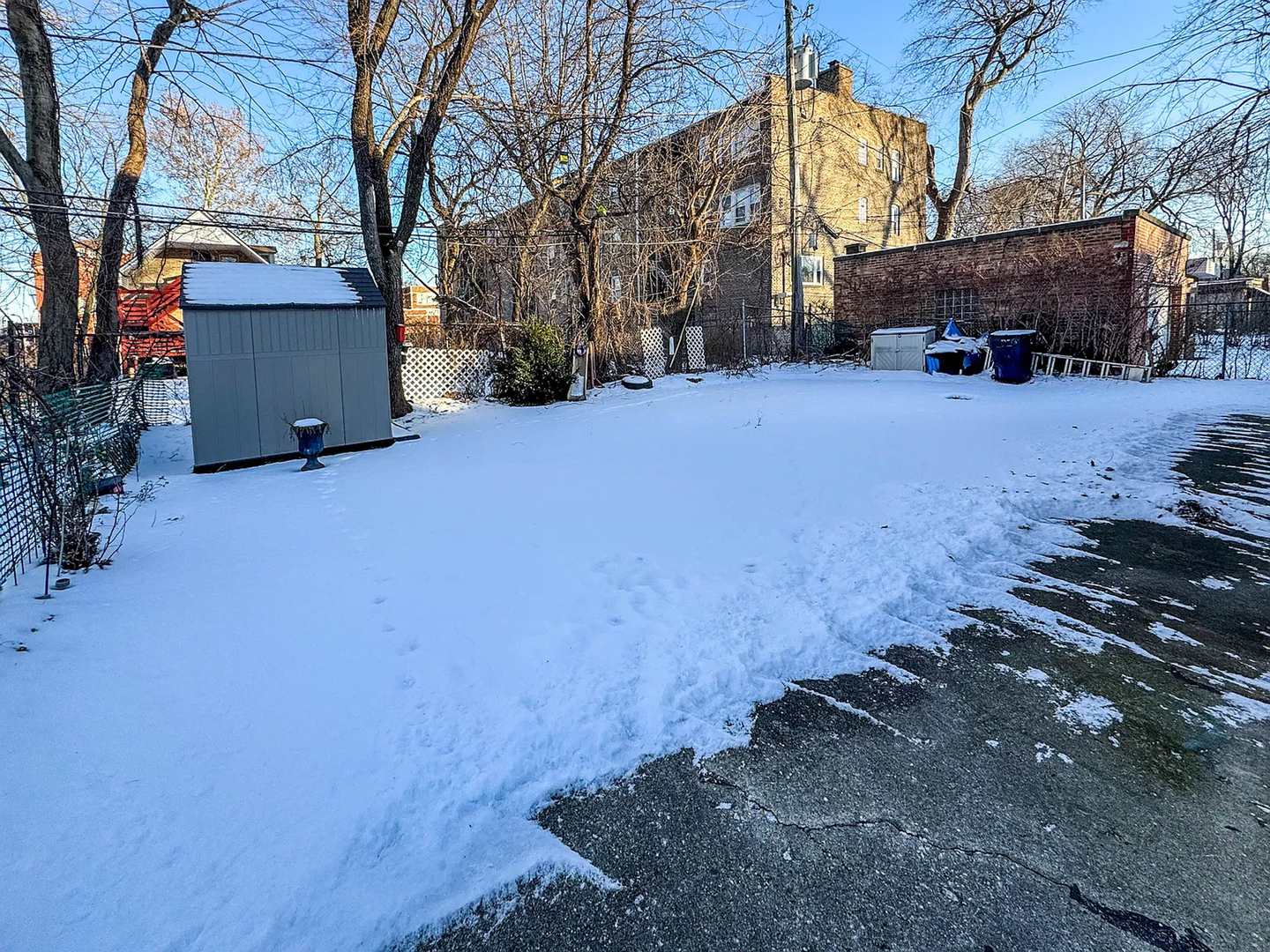7717 S Saginaw Avenue Unit: H