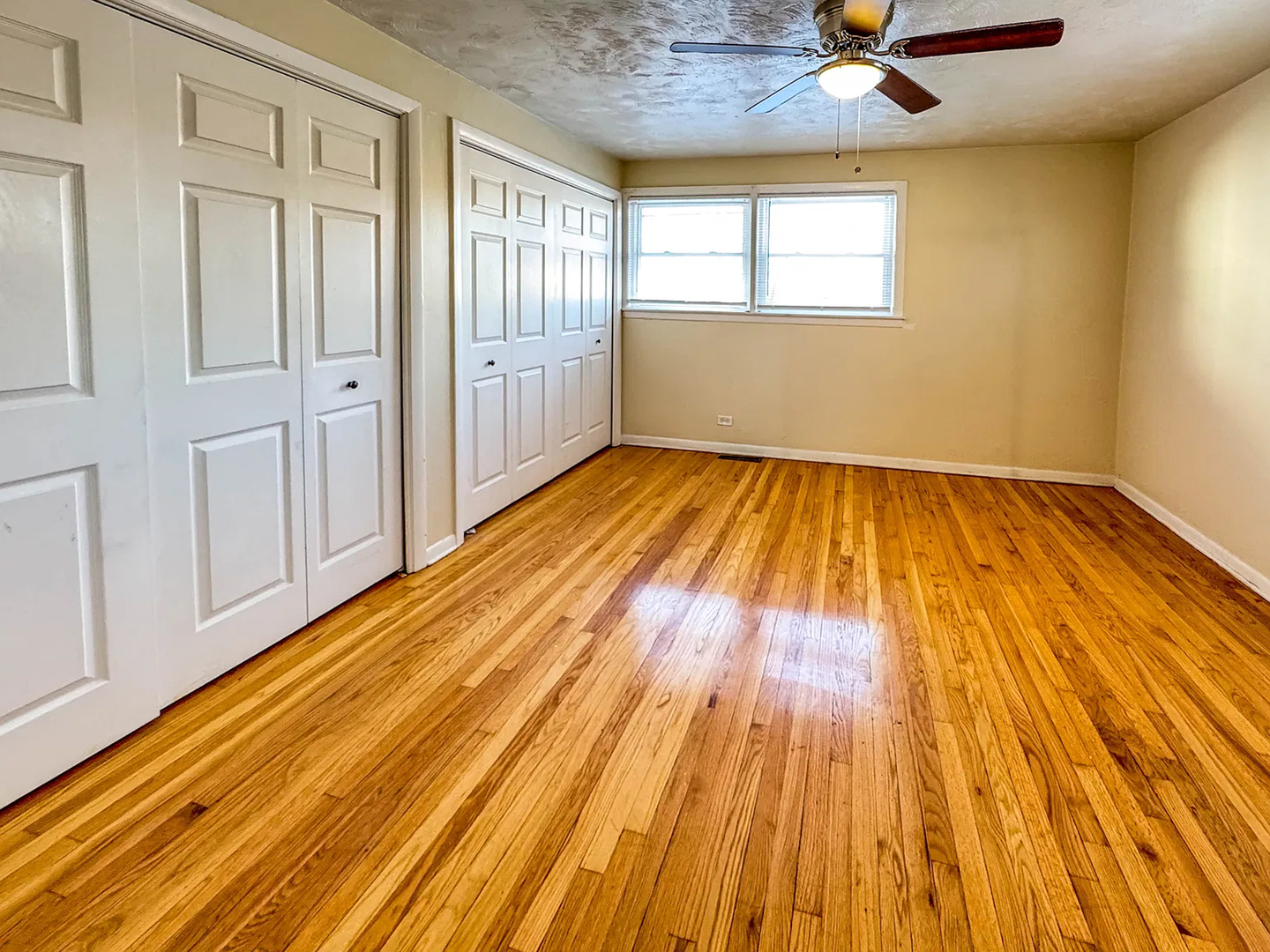 7717 S Saginaw Avenue Unit: H