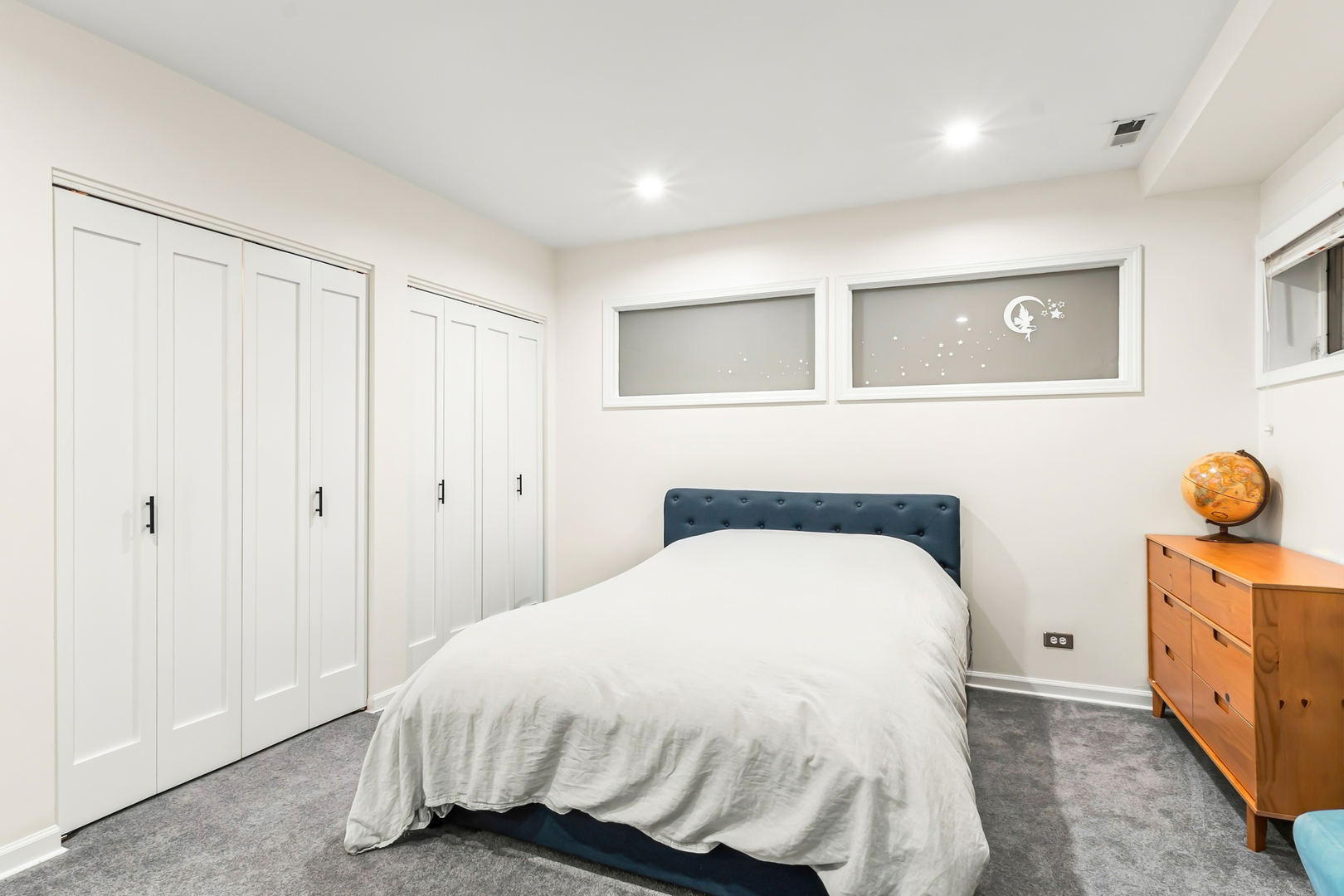 942 N Wolcott Avenue Unit: 1