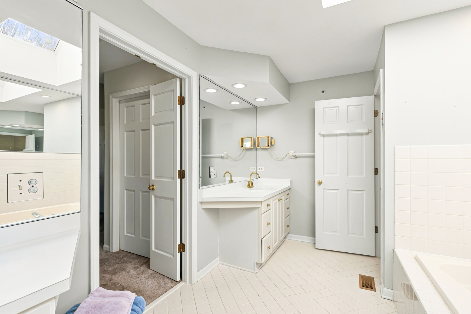 1376 Manassas Lane