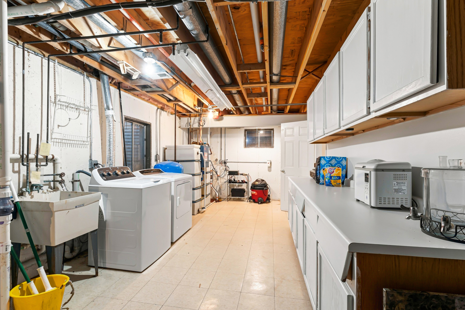 1376 Manassas Lane