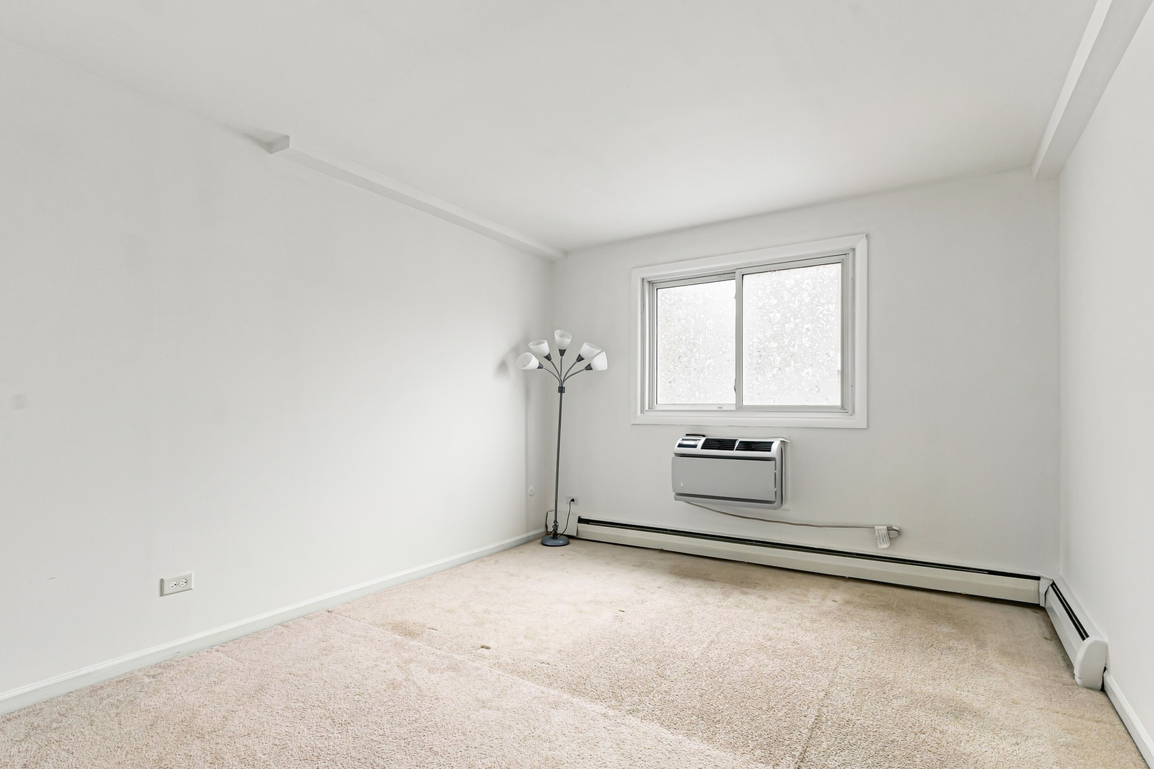 8541 Lotus Avenue Unit: 714
