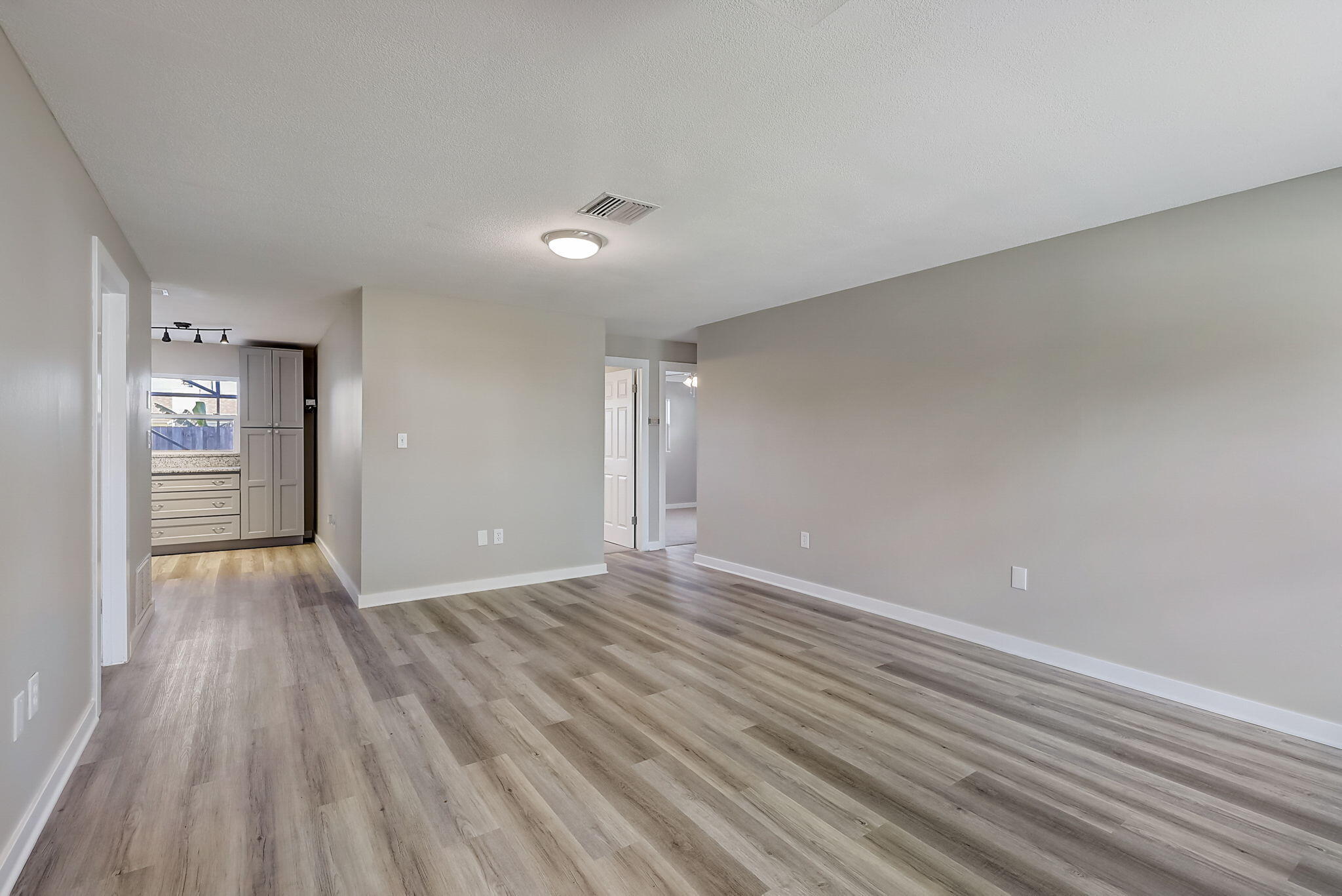 940 Kings Post Road