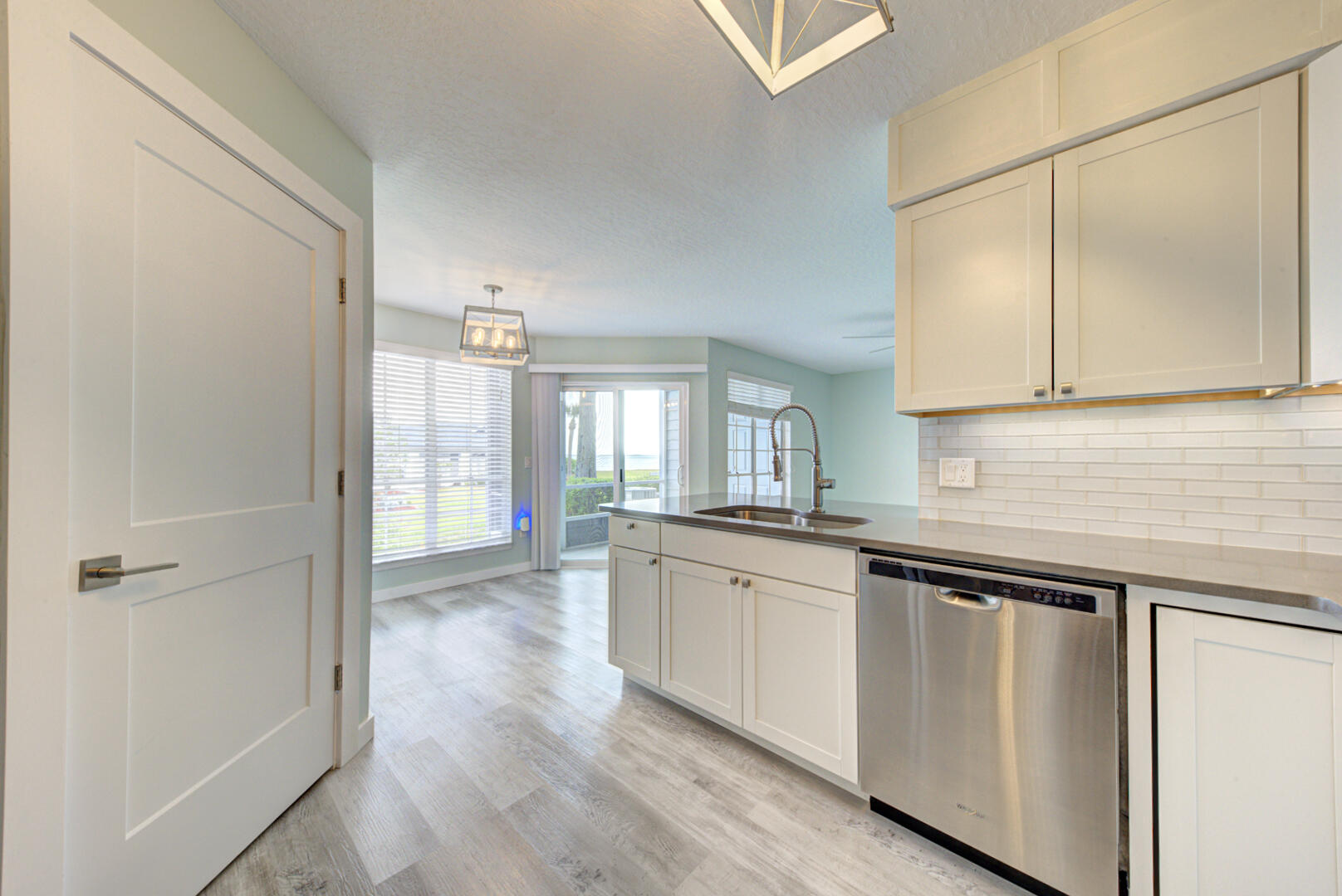 7430 N Highway 1, 103