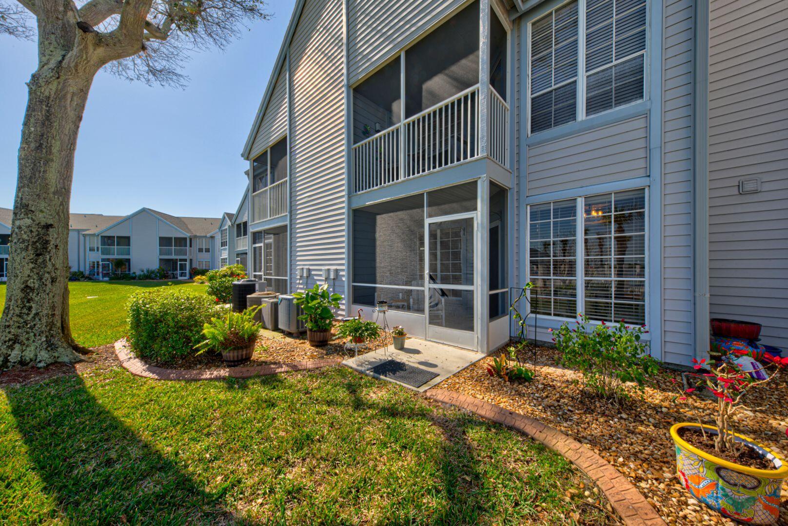 7430 N Highway 1, 103
