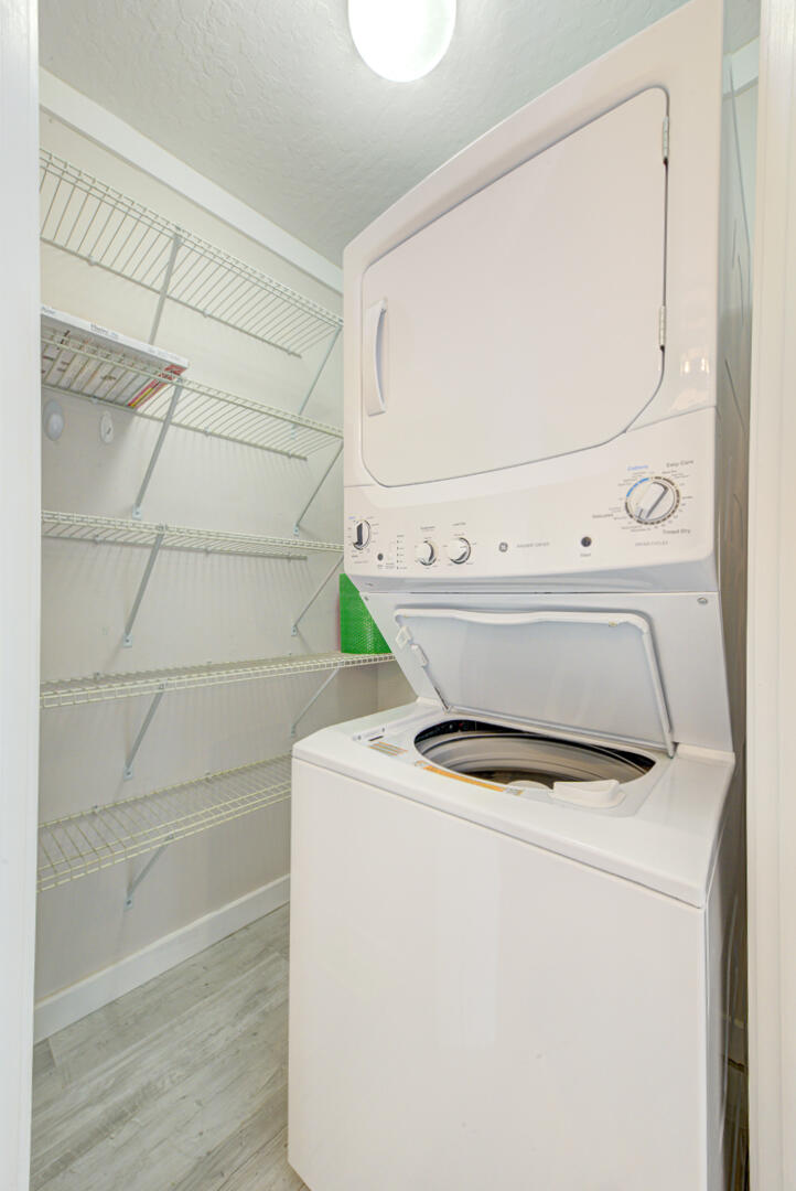 7430 N Highway 1, 103
