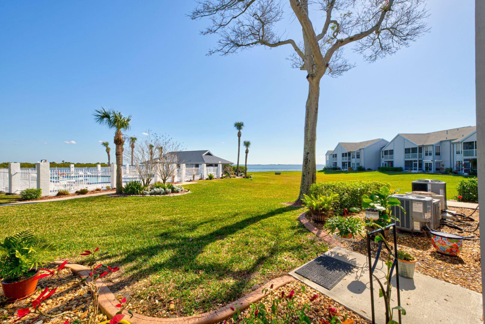 7430 N Highway 1, 103