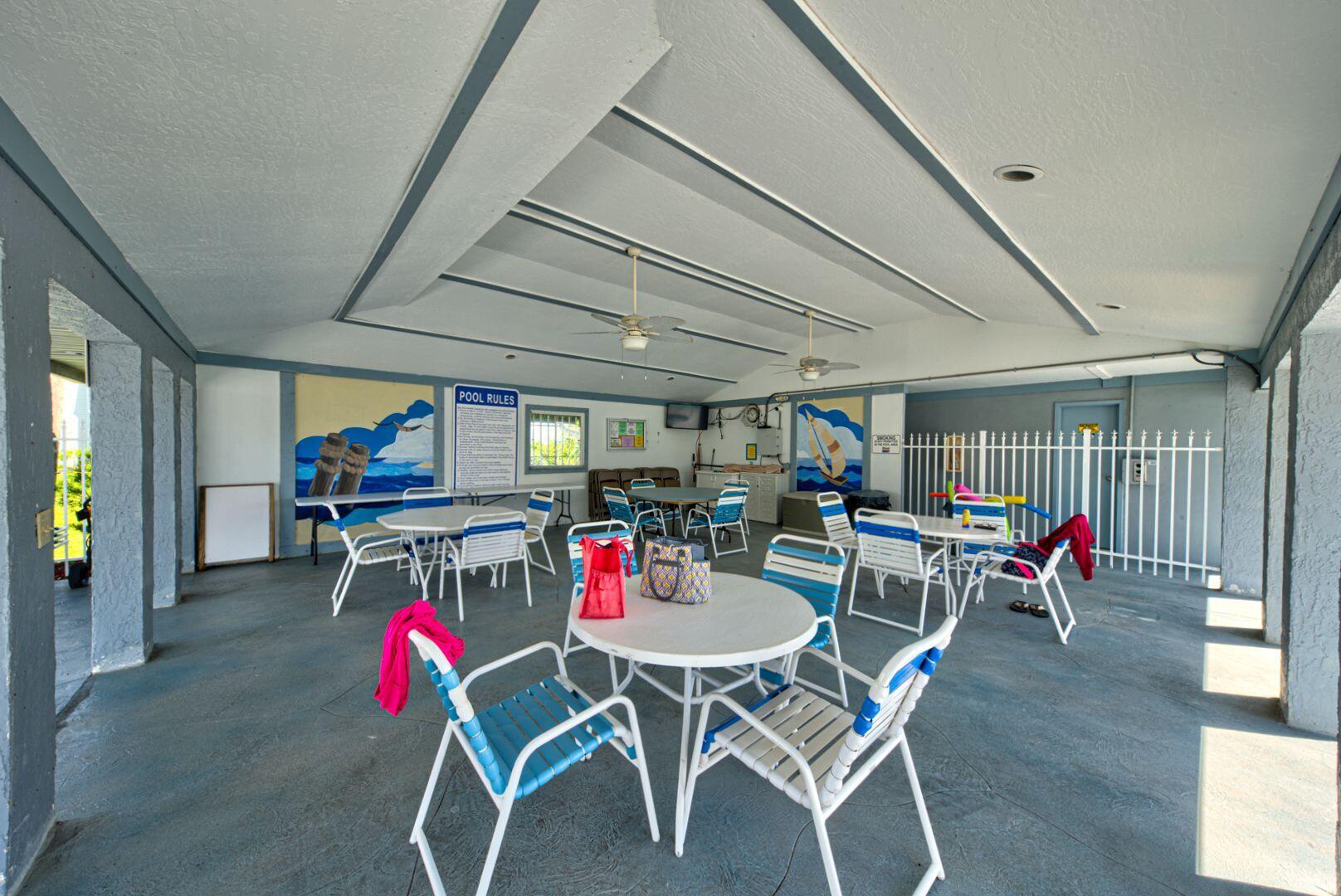 7430 N Highway 1, 103