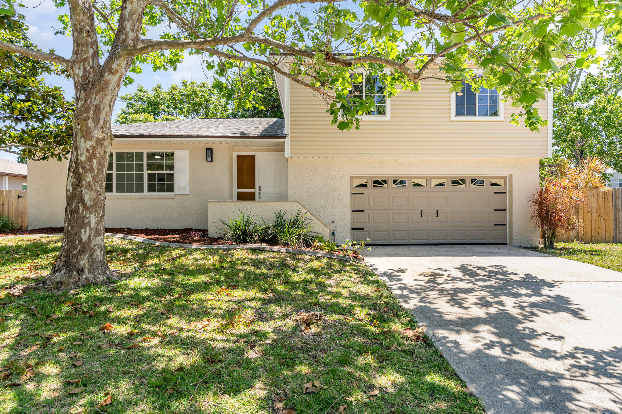 847 Berkshire Drive