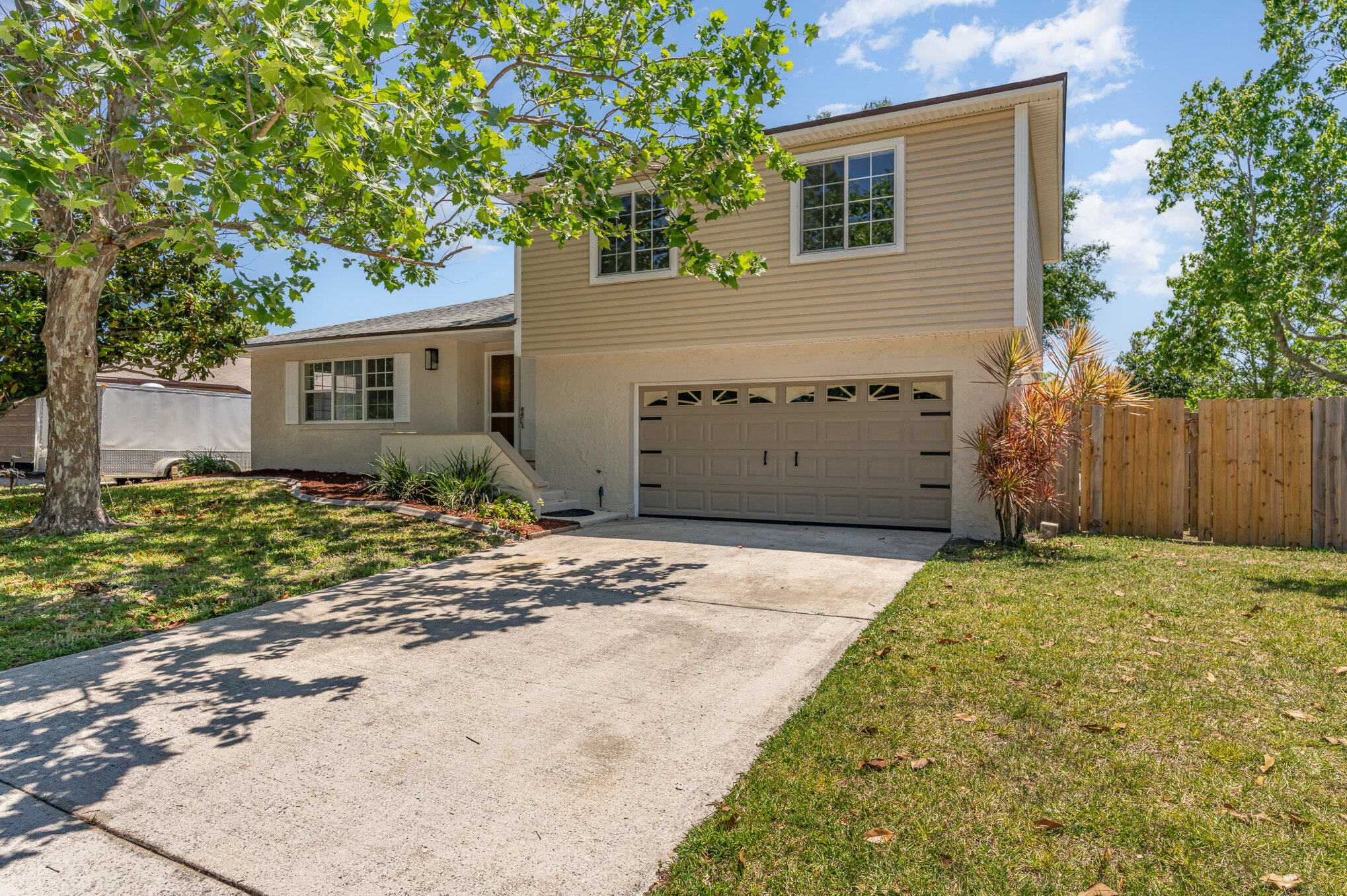 847 Berkshire Drive