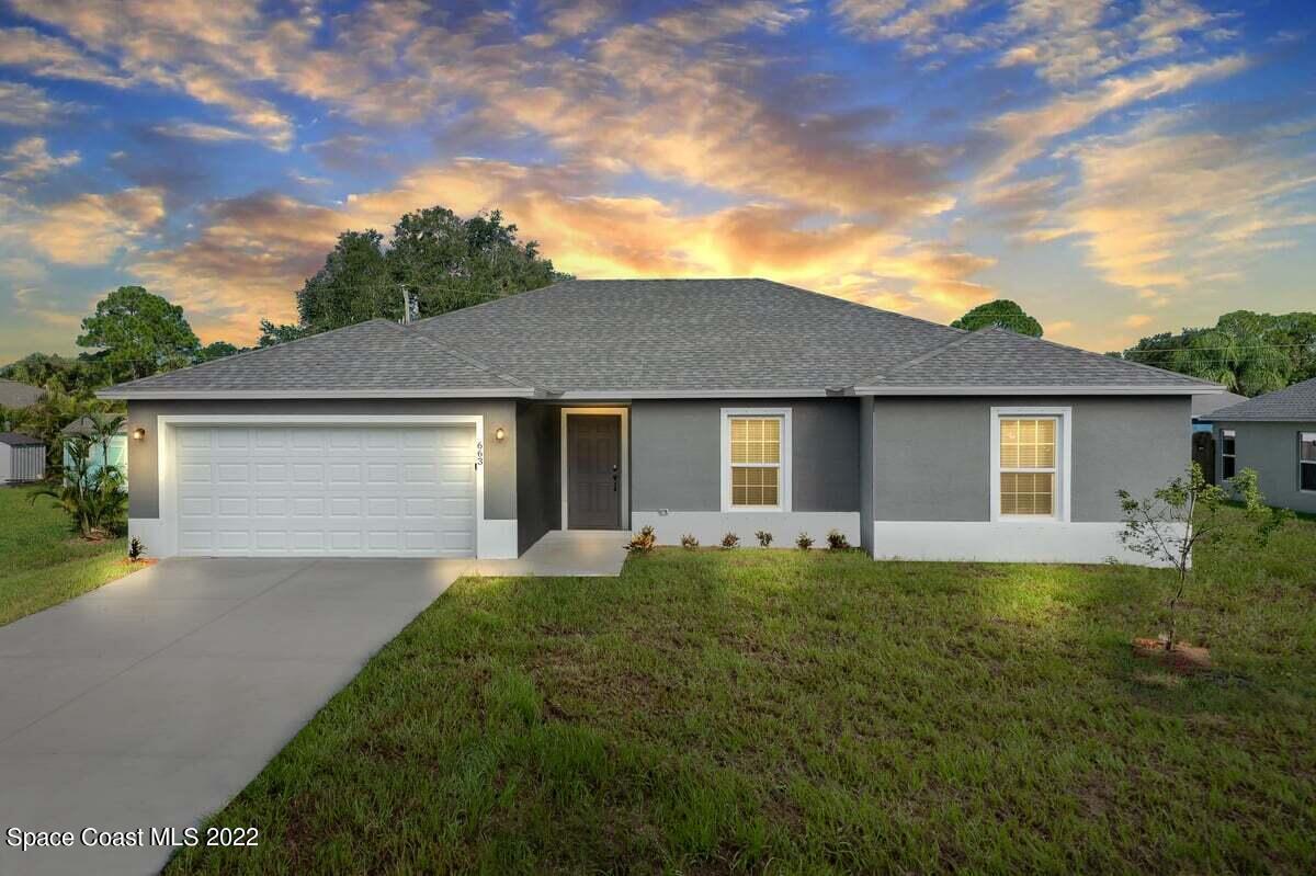 1591 Palatka Road SE