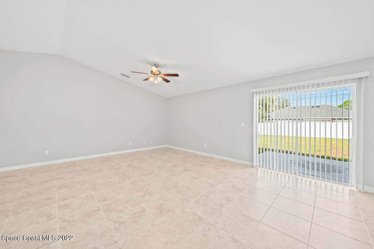 1591 Palatka Road SE