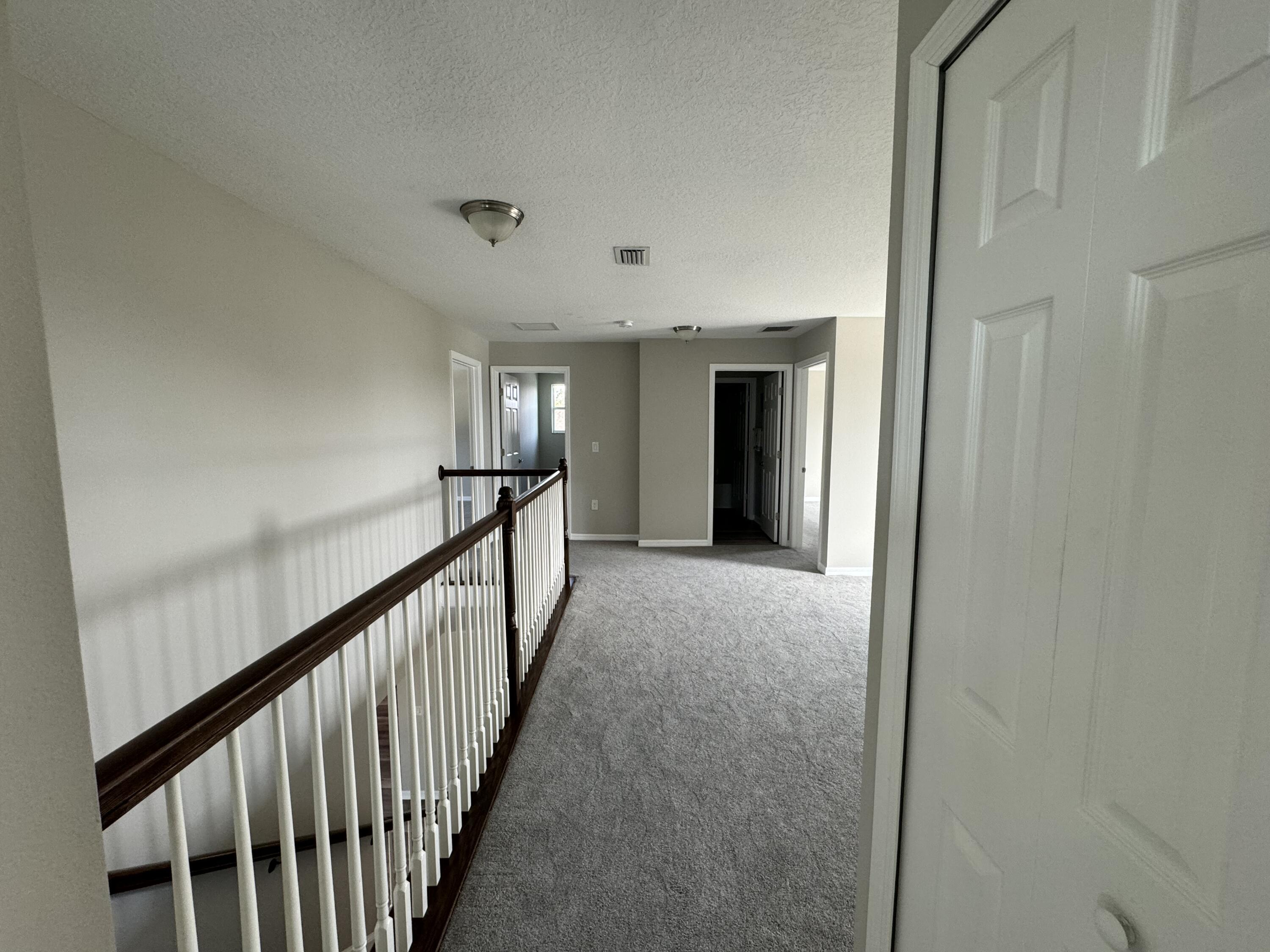 1800 Bridgeport Circle
