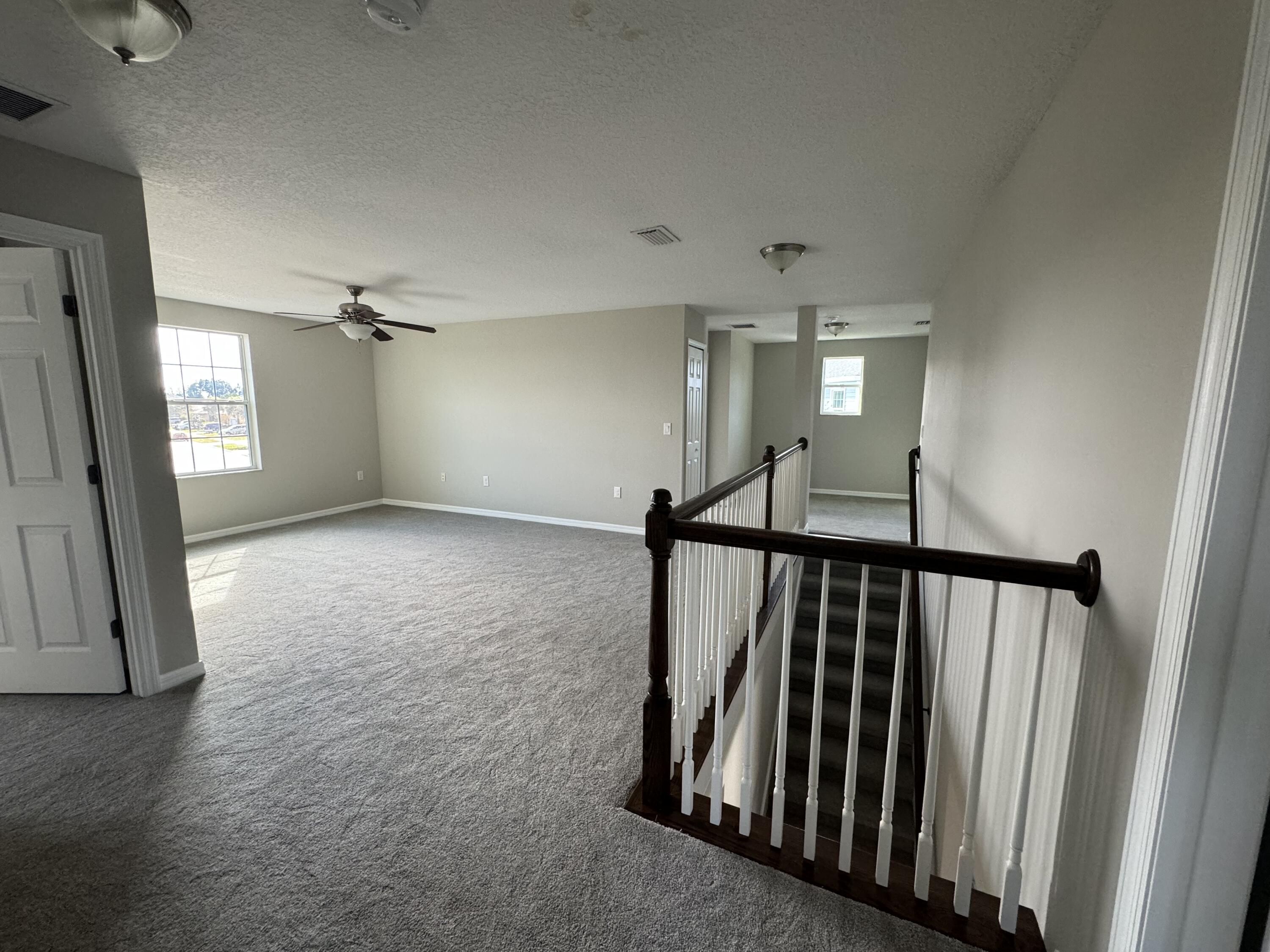 1800 Bridgeport Circle