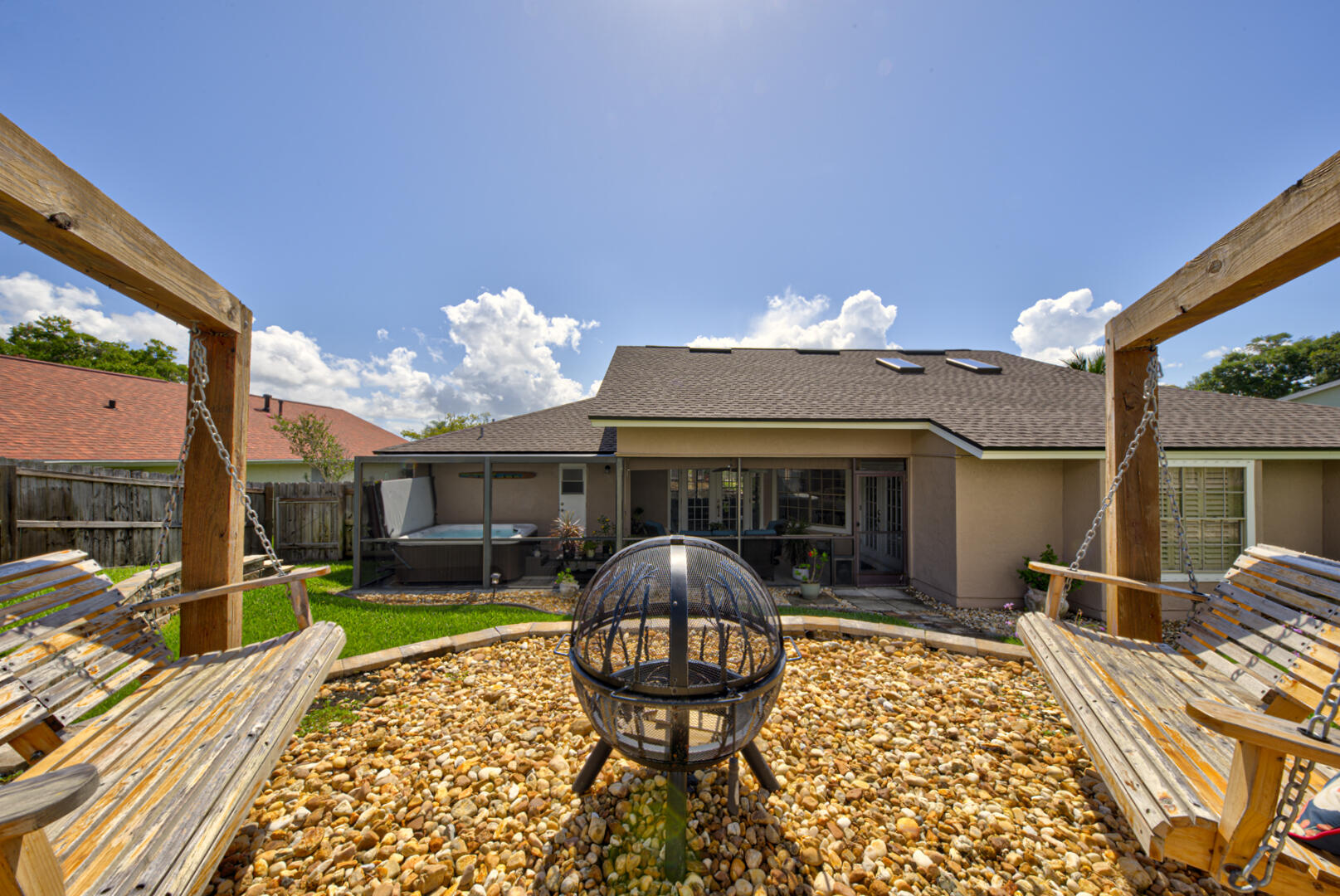 3928 Tanglewood Circle