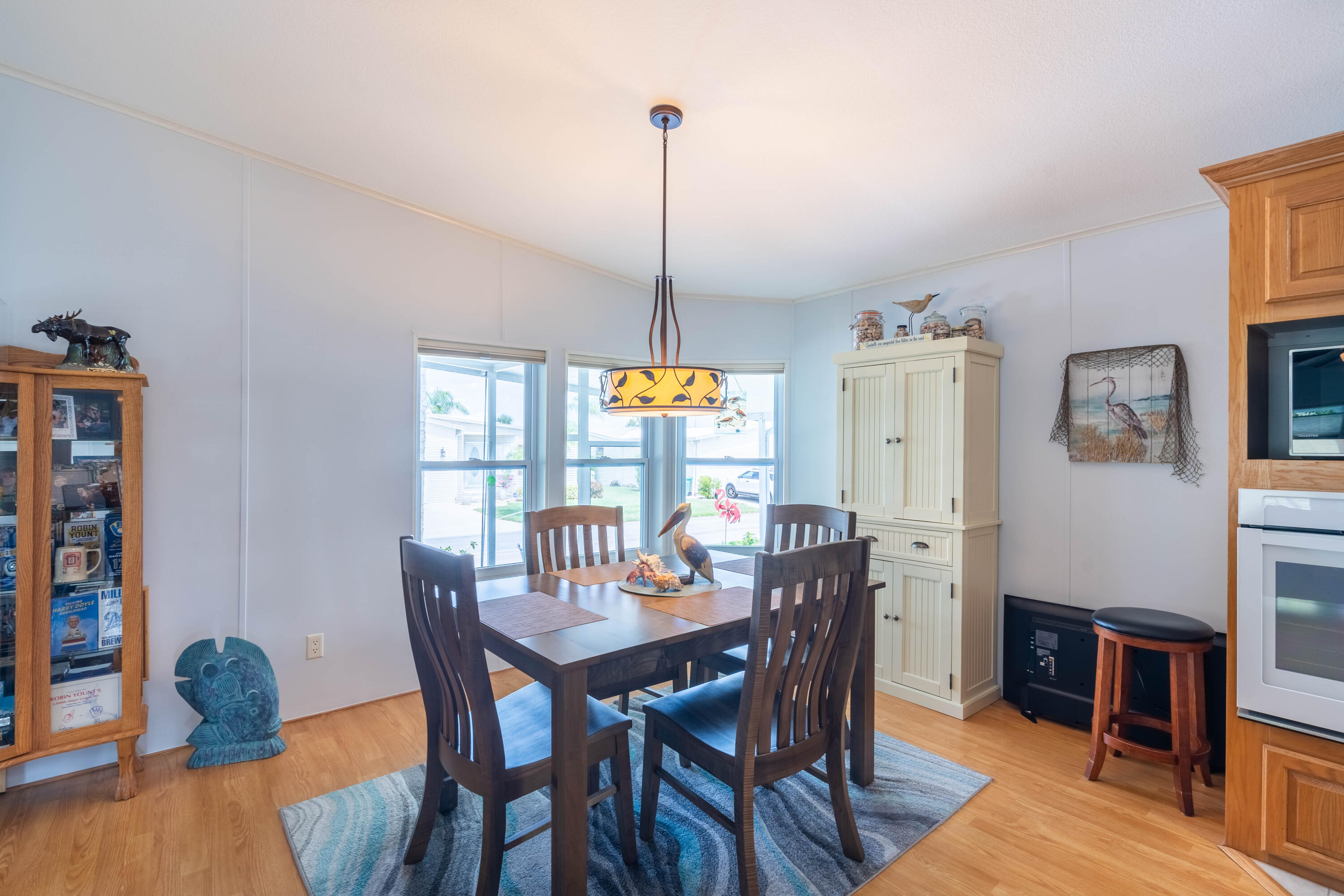 195 Woodsmill Blvd.