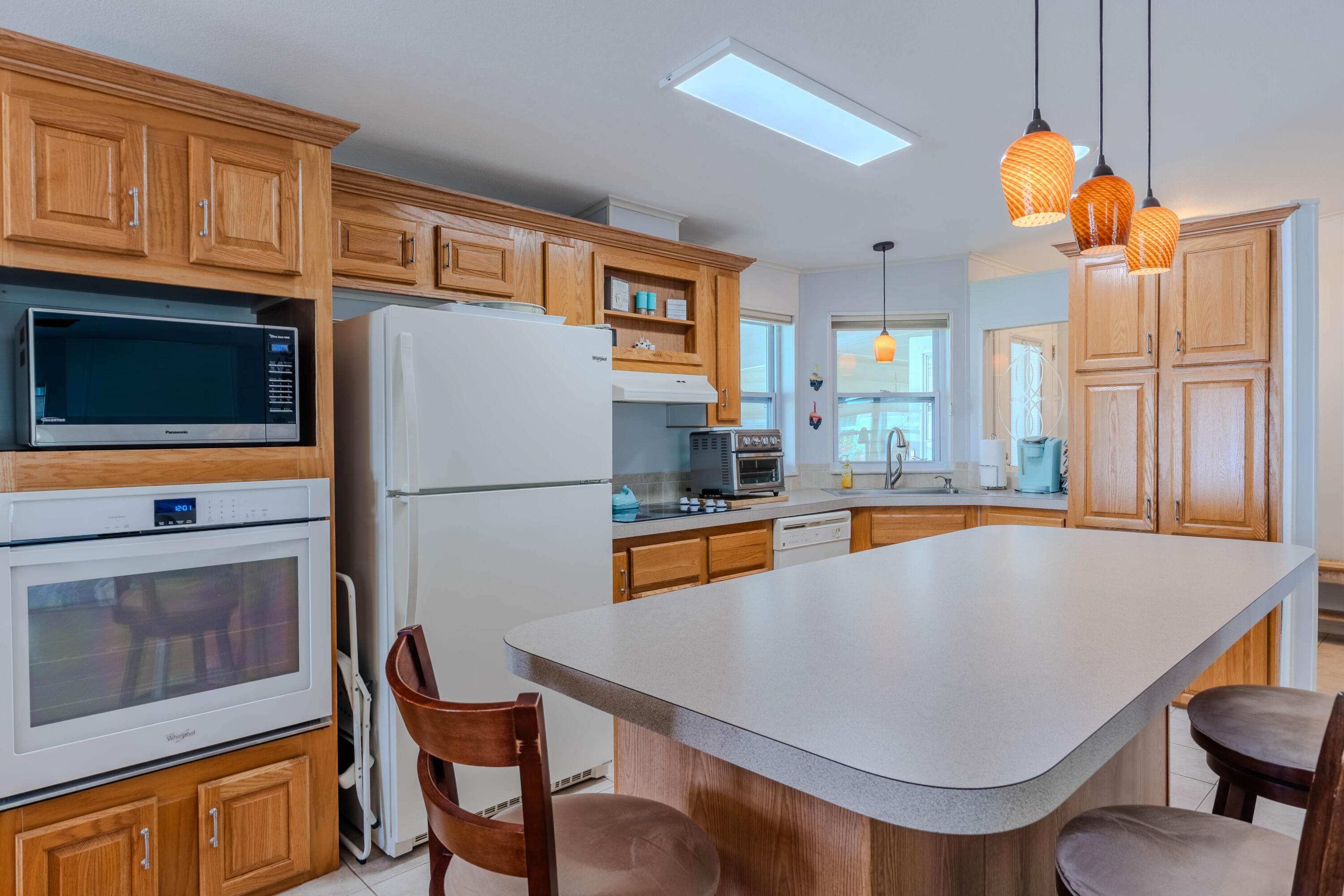 195 Woodsmill Blvd.