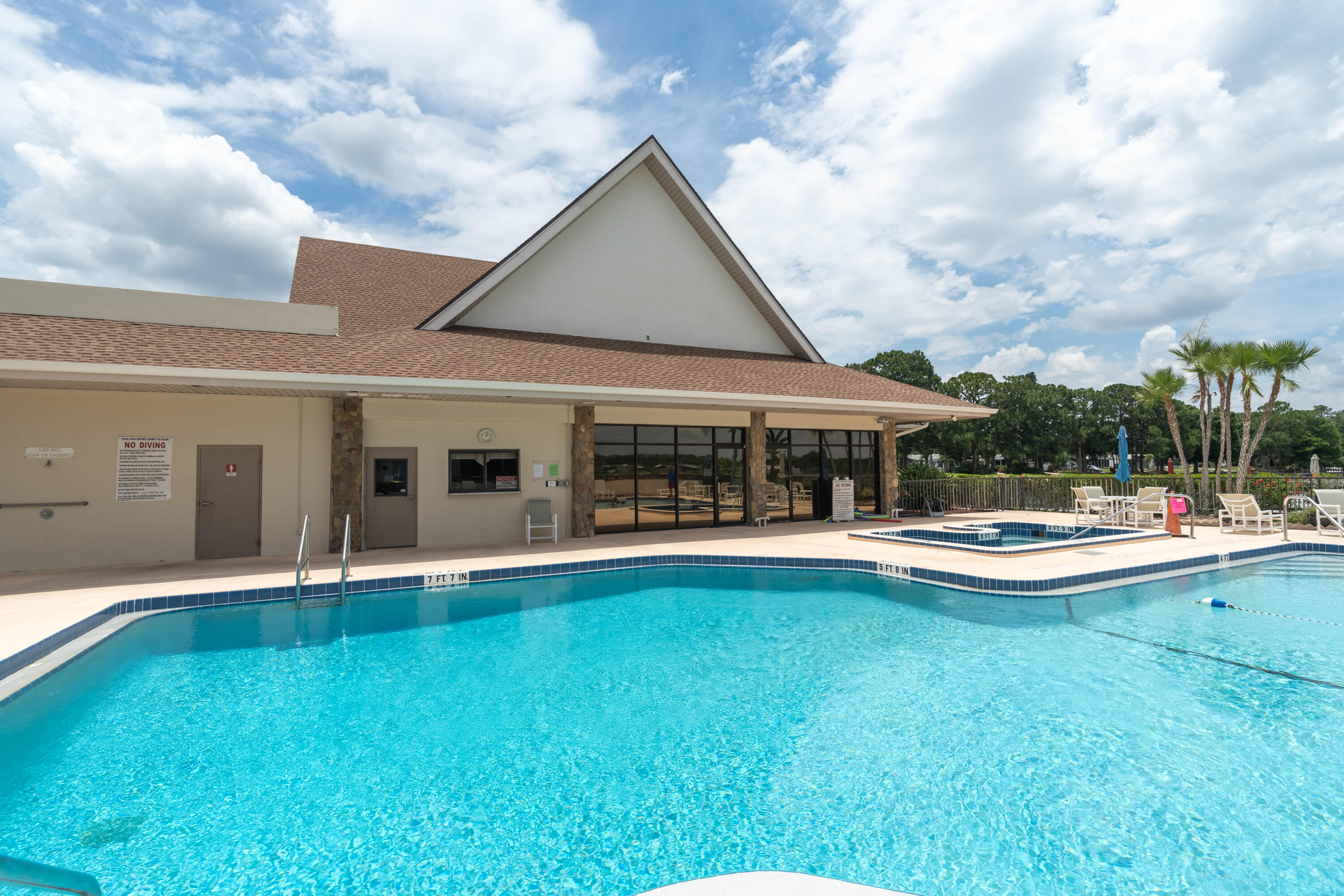195 Woodsmill Blvd.