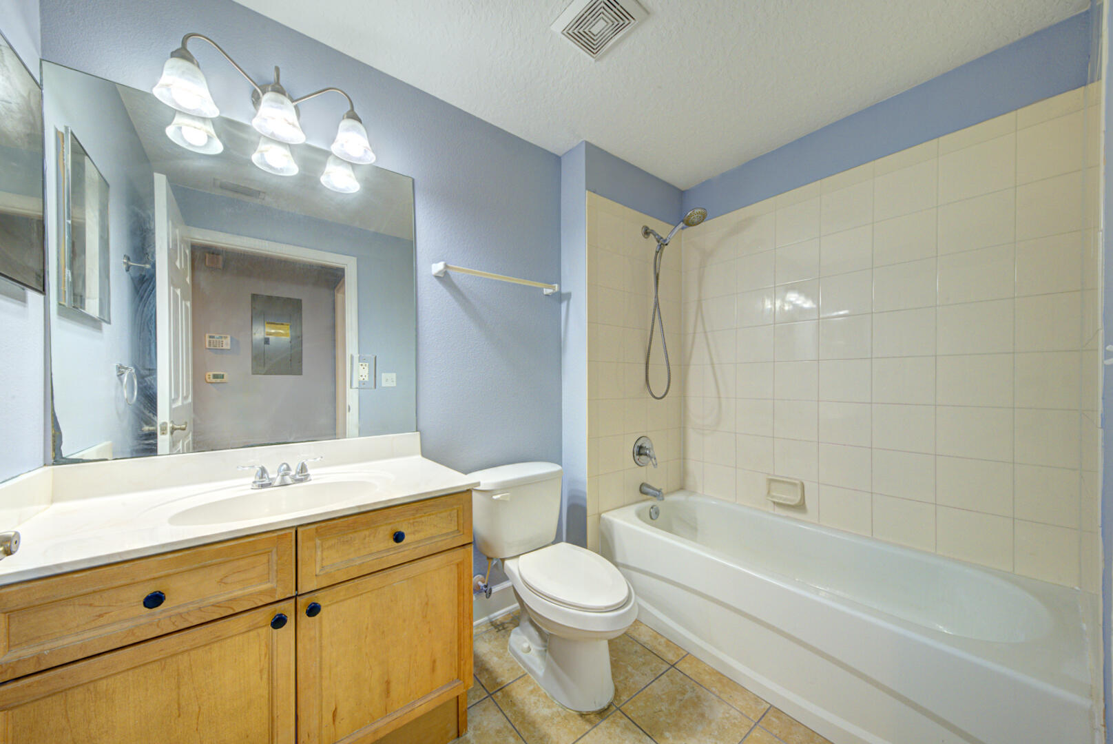 131 Portside Avenue, 105