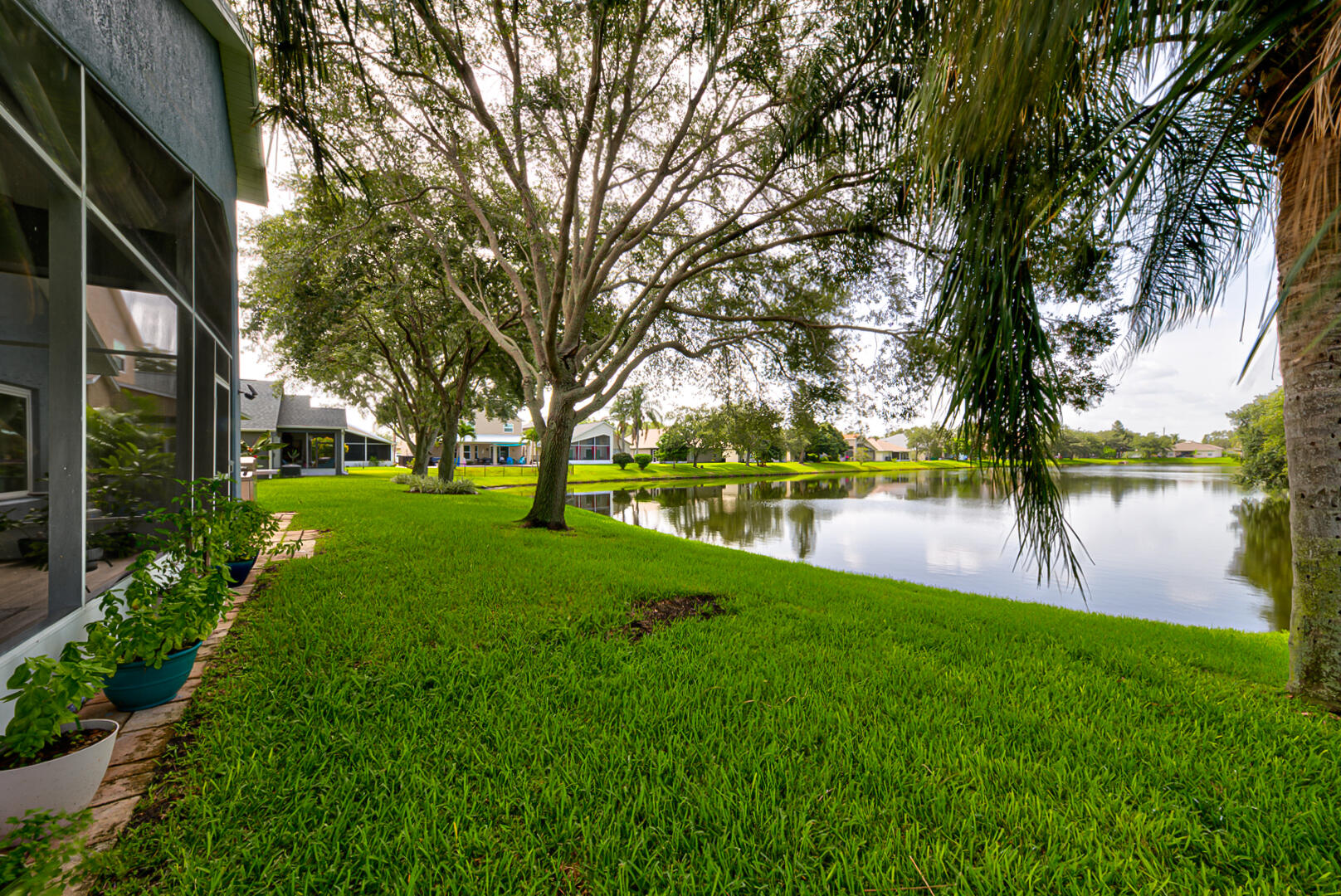 2081 Stratford Pointe Drive