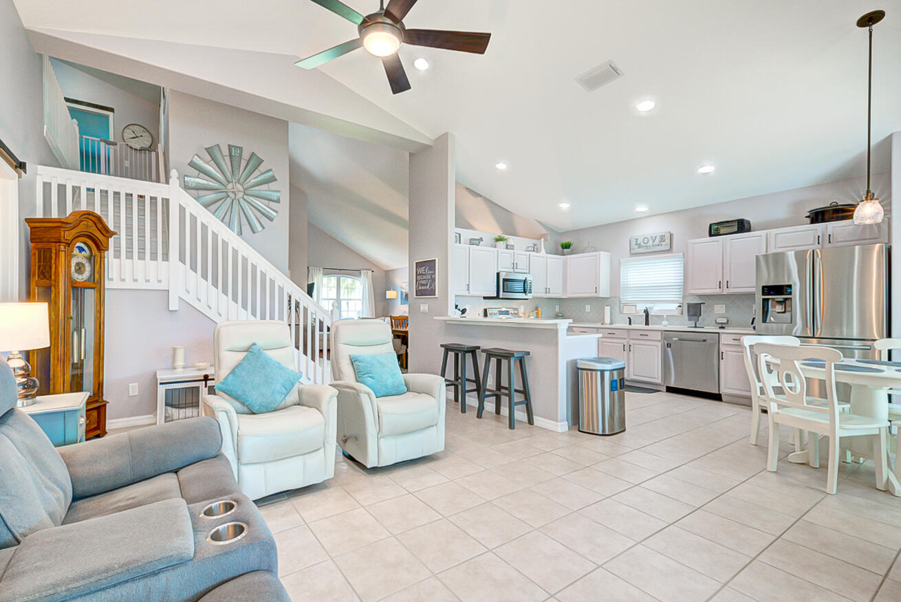 2081 Stratford Pointe Drive
